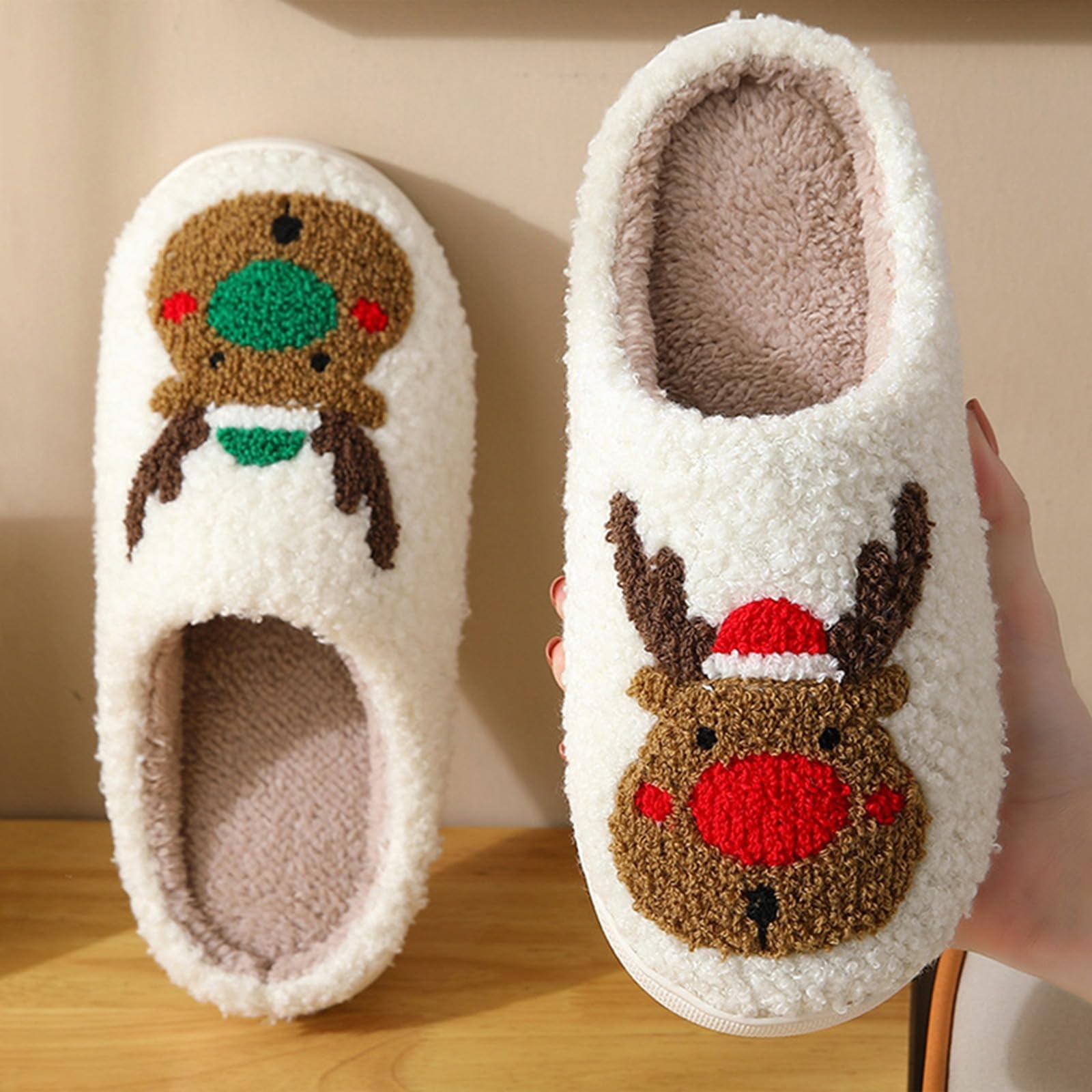 Cozy Christmas Slippers for Women & Men - Soft Plush Unisex Elk Slides, Cute Pumpkin Design Home Slippers - Perfect for Winter Indoor Comfort, Holiday Gifts & Cozy Lounge Wear