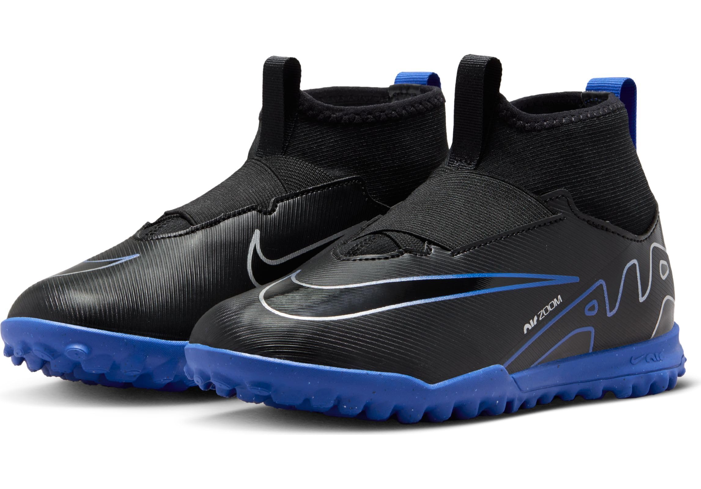 Nike Boys Football Cleats - Lightweight Soccer Shoes for Kids with Comfortable Fit - Perfect for Youth Football Training, Games, and Outdoor Sports