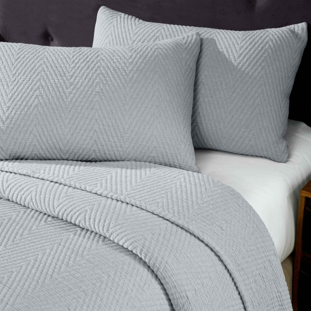 Premium Aswan Cotton Medium Weight Chevron Woven Coverlet - Soft & Breathable Bedspread for All Seasons - Perfect for Master Bedroom, Guest Room, or Dorm Decor