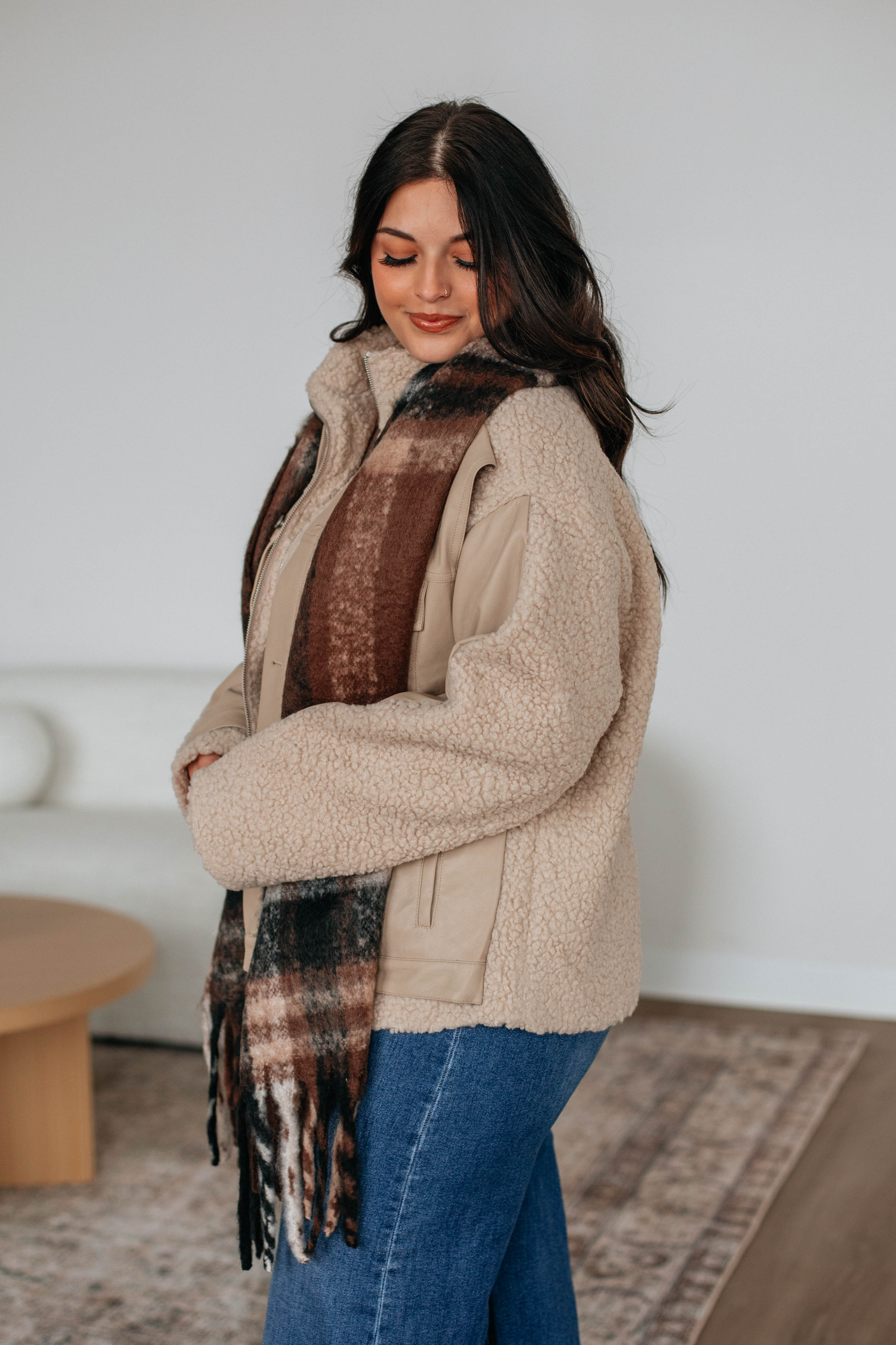 Chantria Sherpa Jacket for Women - Cozy Fleece Lined Winter Coat with Hood - Perfect for Outdoor Activities, Hiking & Casual Wear