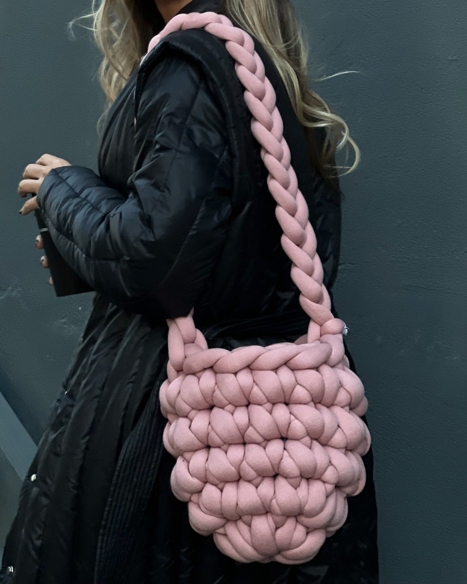 Stylish Big Knot Shoulder Bag for Women - Fashionable Crossbody Purse with Adjustable Strap, Perfect for Work, Travel & Daily Use