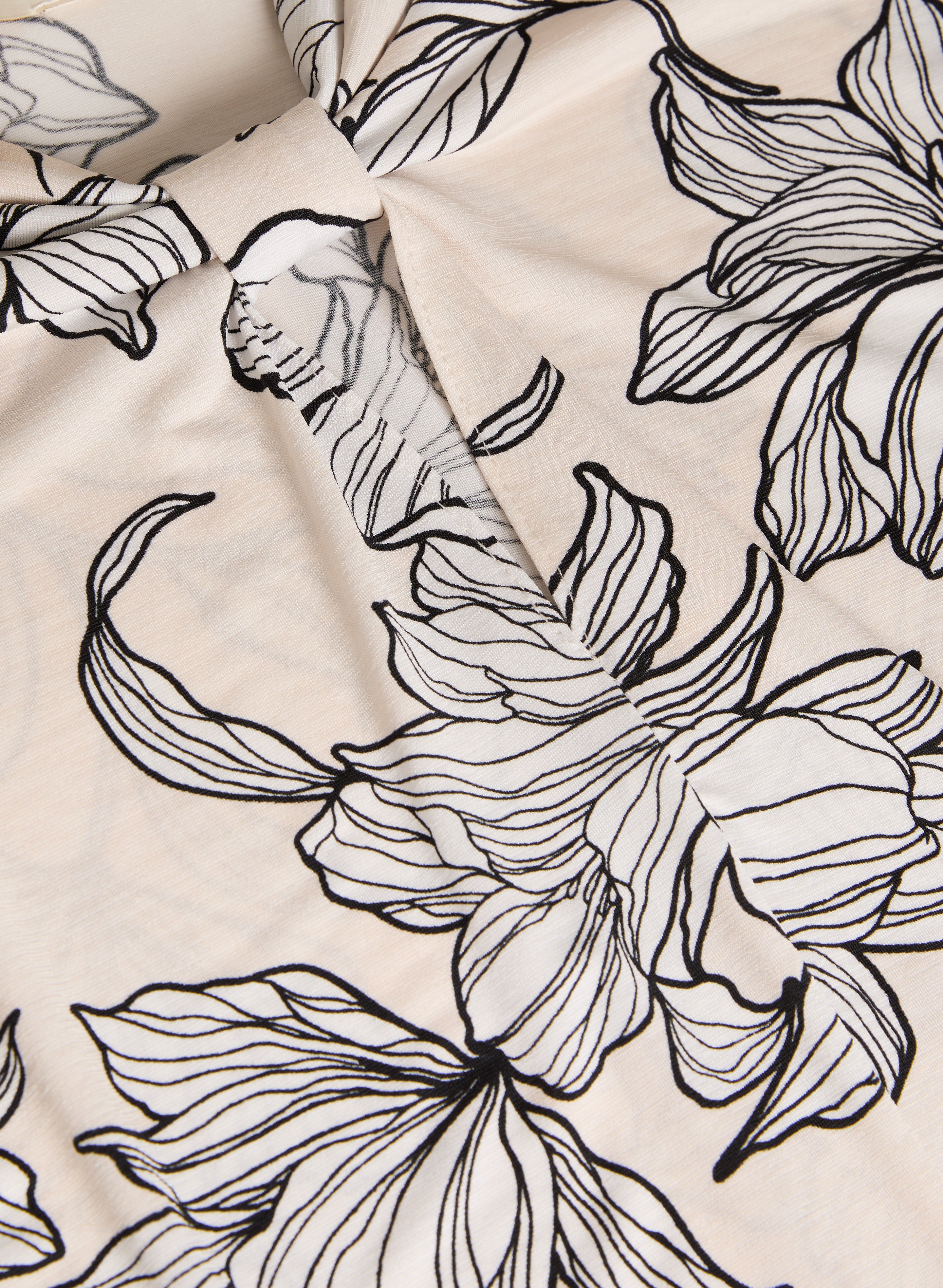 Floral Print Women's Blouse - Lightweight Summer Tops for Casual Wear & Office Outfits | Perfect for Date Nights & Outdoor Events
