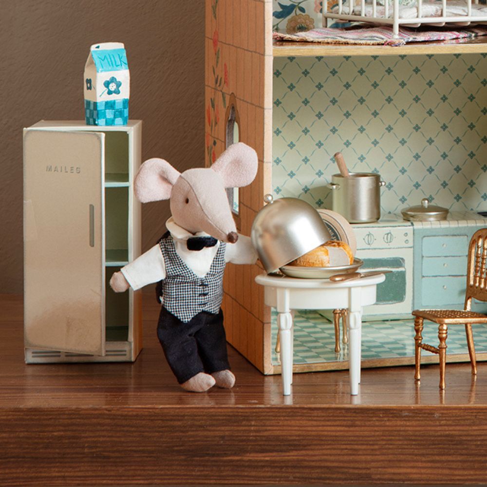 Maileg Mouse Cooler - Adorable Mini Mouse Plush Toy for Kids & Collectors - Perfect for Playtime, Gifts, and Nursery Decor