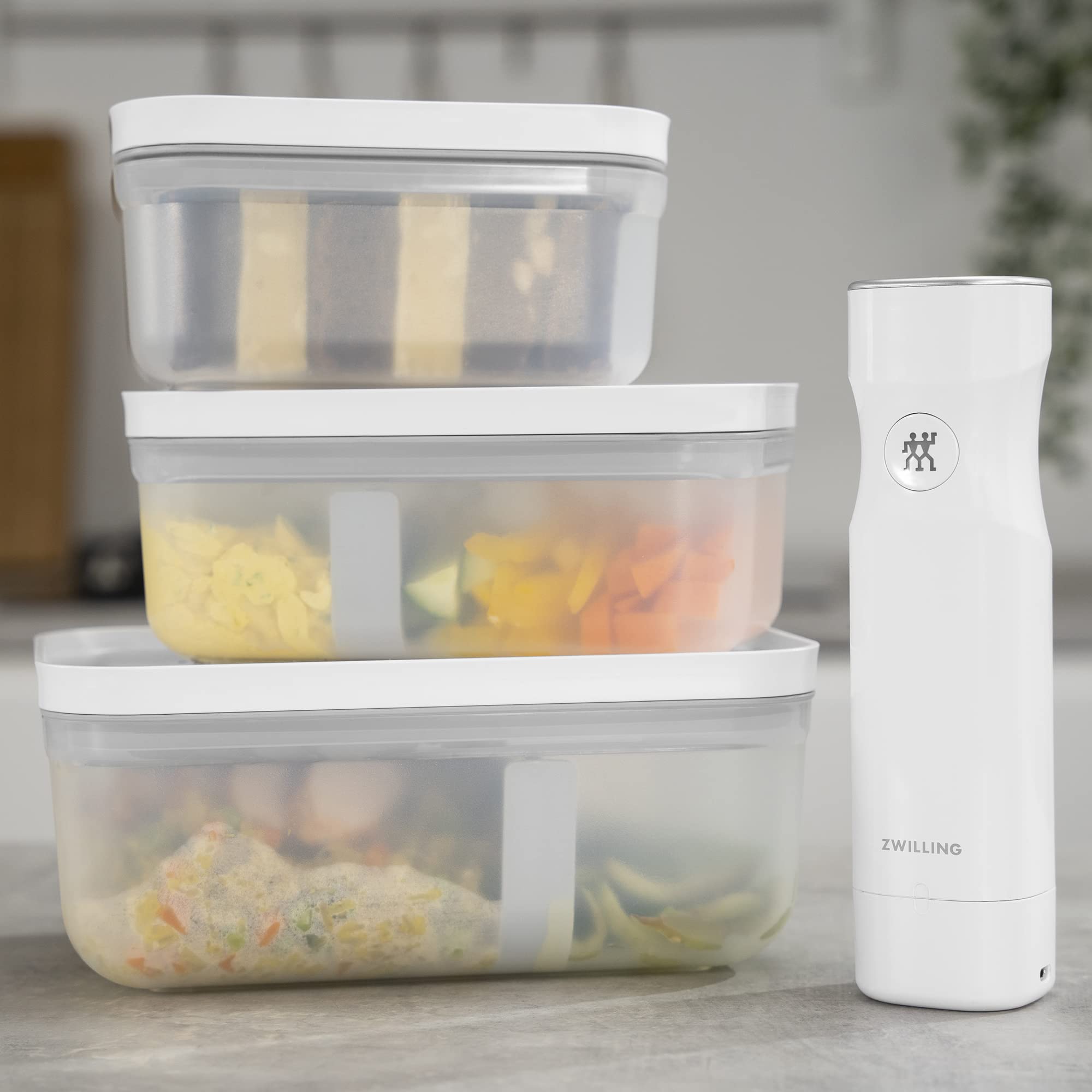 ZWILLING Fresh & Save Flat Lunch Box Large - Airtight BPA-Free Food Storage Container for Meal Prep, Office Lunch & Picnics - Semi-Transparent Leak-Proof Design