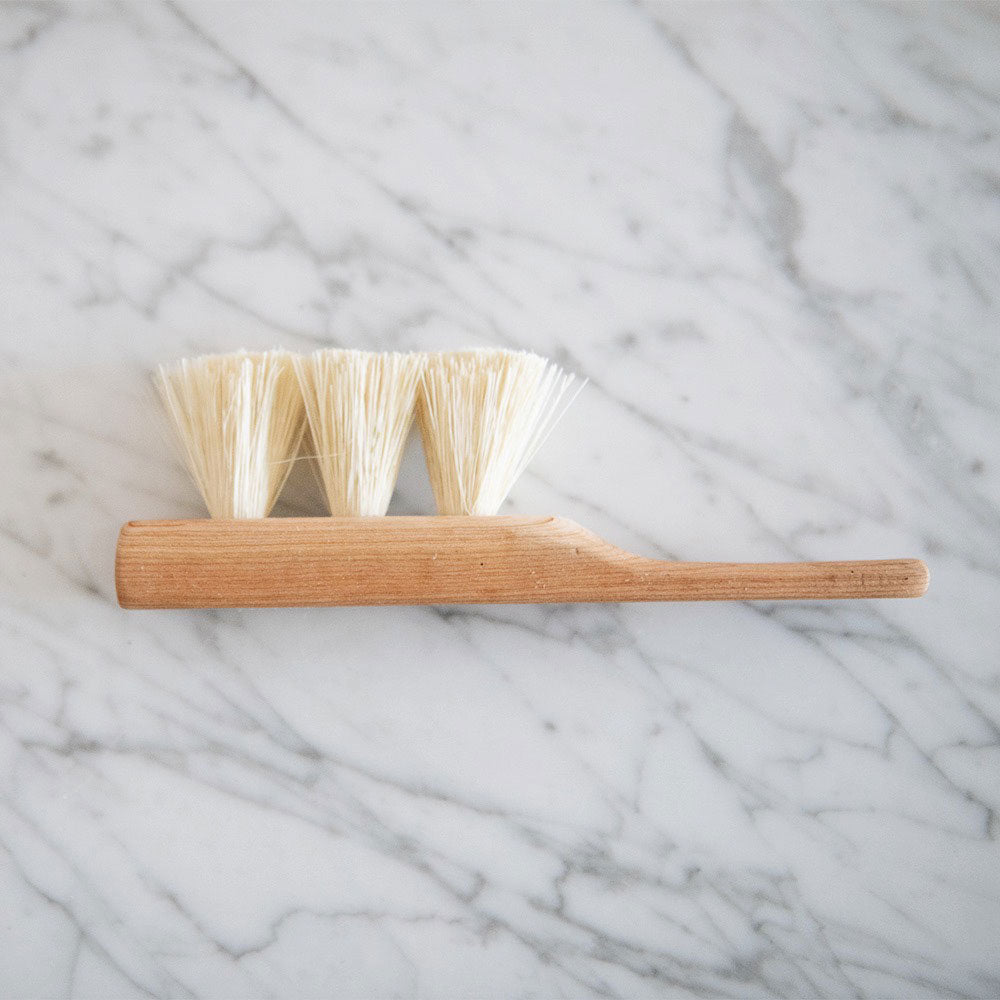 Premium Medium Wooden Counter Brush No. MT0934 - Natural Wood Handle for Kitchen, Bar & Restaurant Cleaning - Perfect for Countertops, Tables & Hard Surfaces