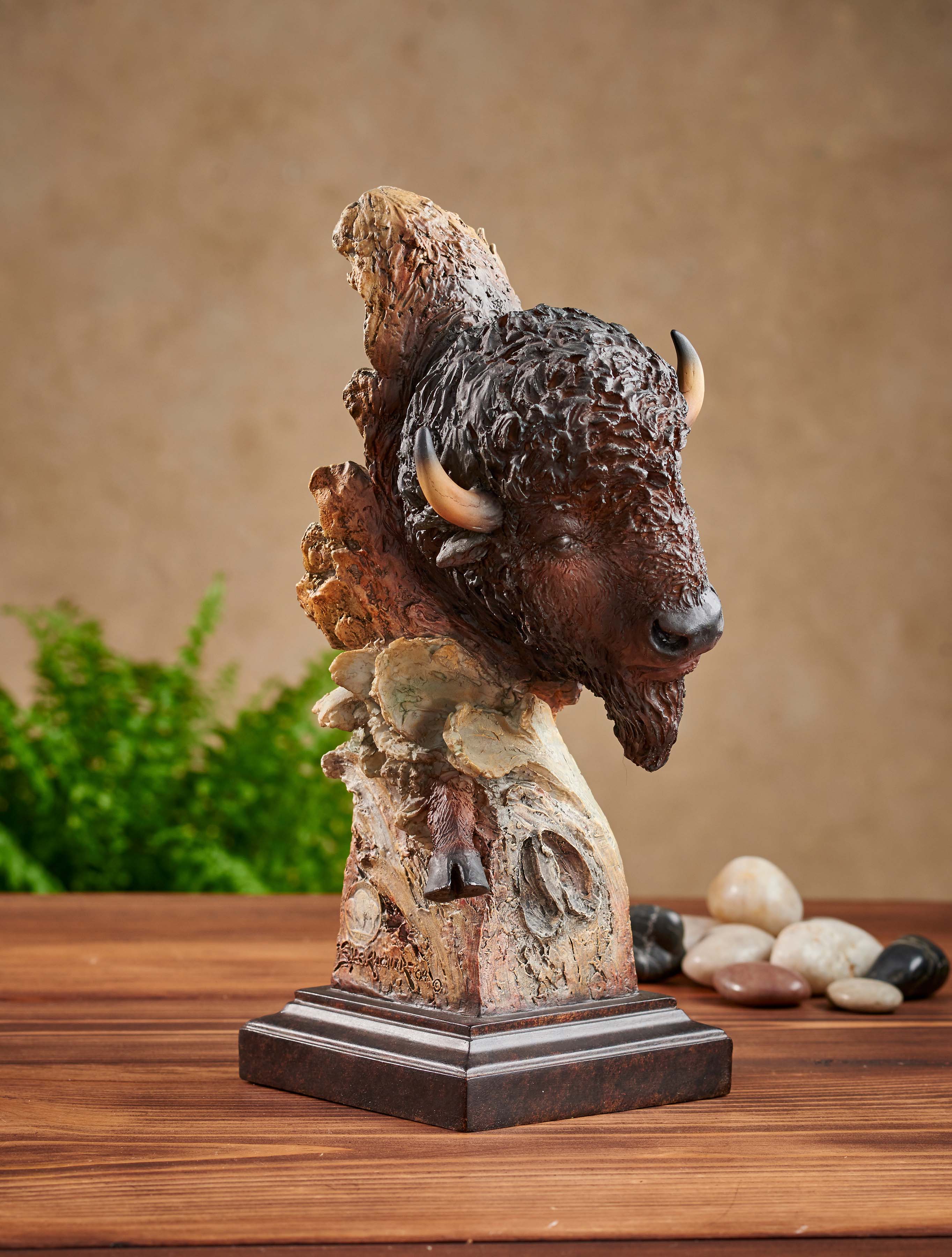 Dust & Thunder Bison Bust Sculpture - Handcrafted Western Decor for Home, Office & Cabin - Perfect for Western Theme Decorations & Gifts