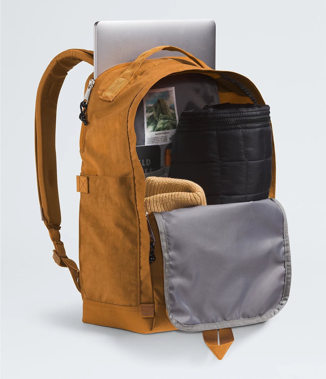 The North Face Berkeley Daypack - Lightweight Hiking Backpack for Men & Women, Durable Water-Resistant Daypack for School, Travel & Outdoor Adventures