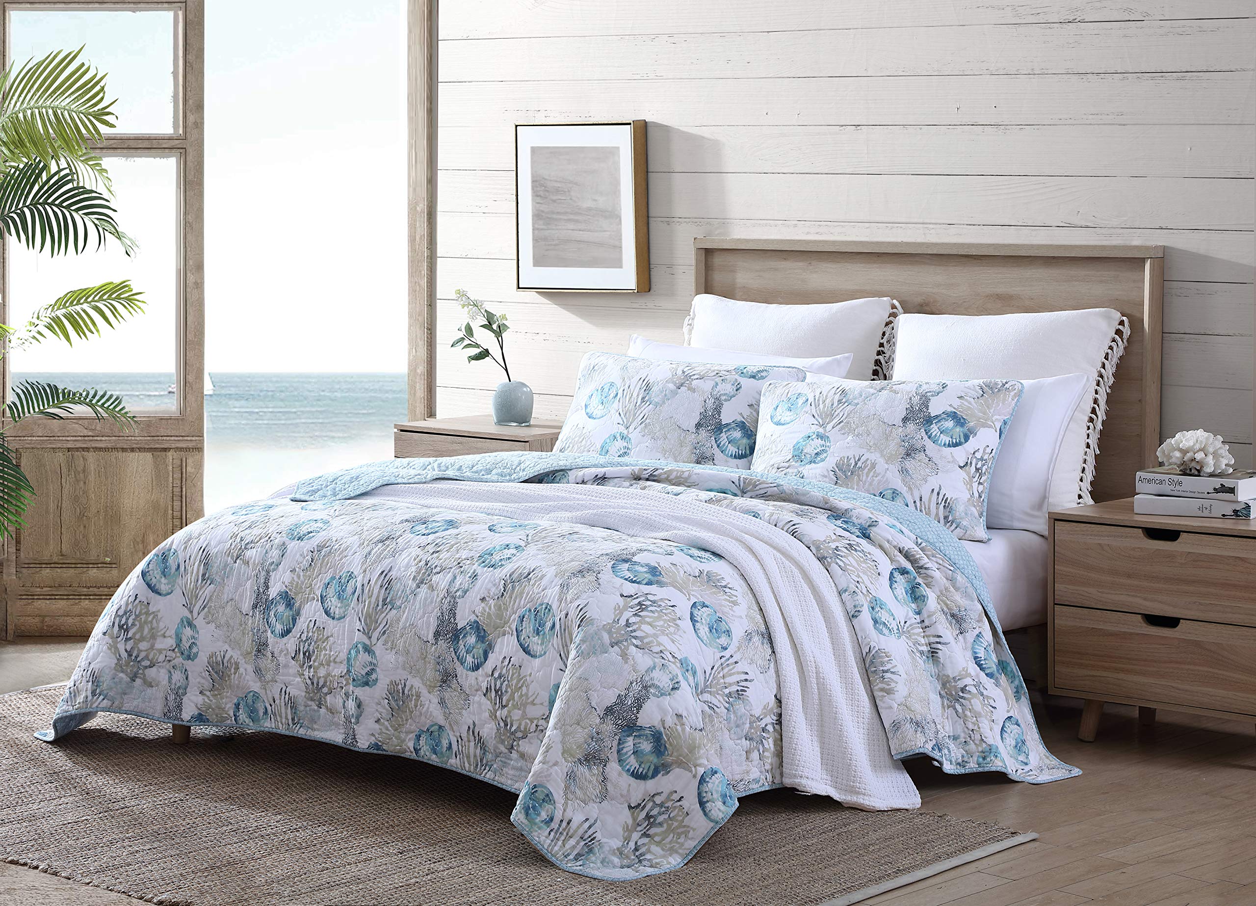 Tommy Bahama Queen Quilt Set - Reversible 100% Cotton All Season Bedding with Matching Shams | Coastal Decor for Beach House & Guest Room | Freeport Blue Queen Size