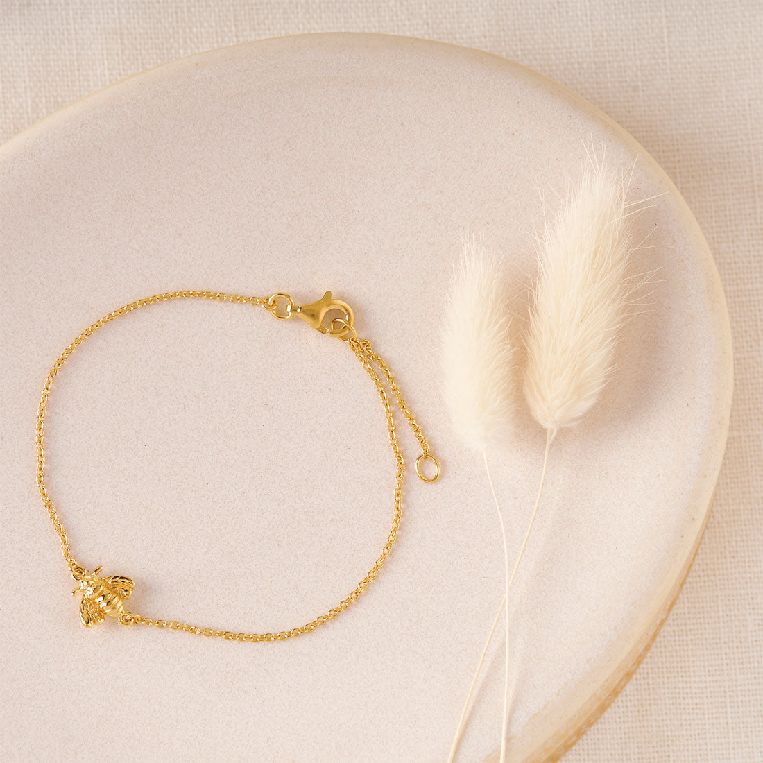 Pollination Bee Bracelet - Gold Plated Honey Bee Charm Jewelry for Women - Perfect for Nature Lovers, Garden Parties & Boho Fashion Accessories
