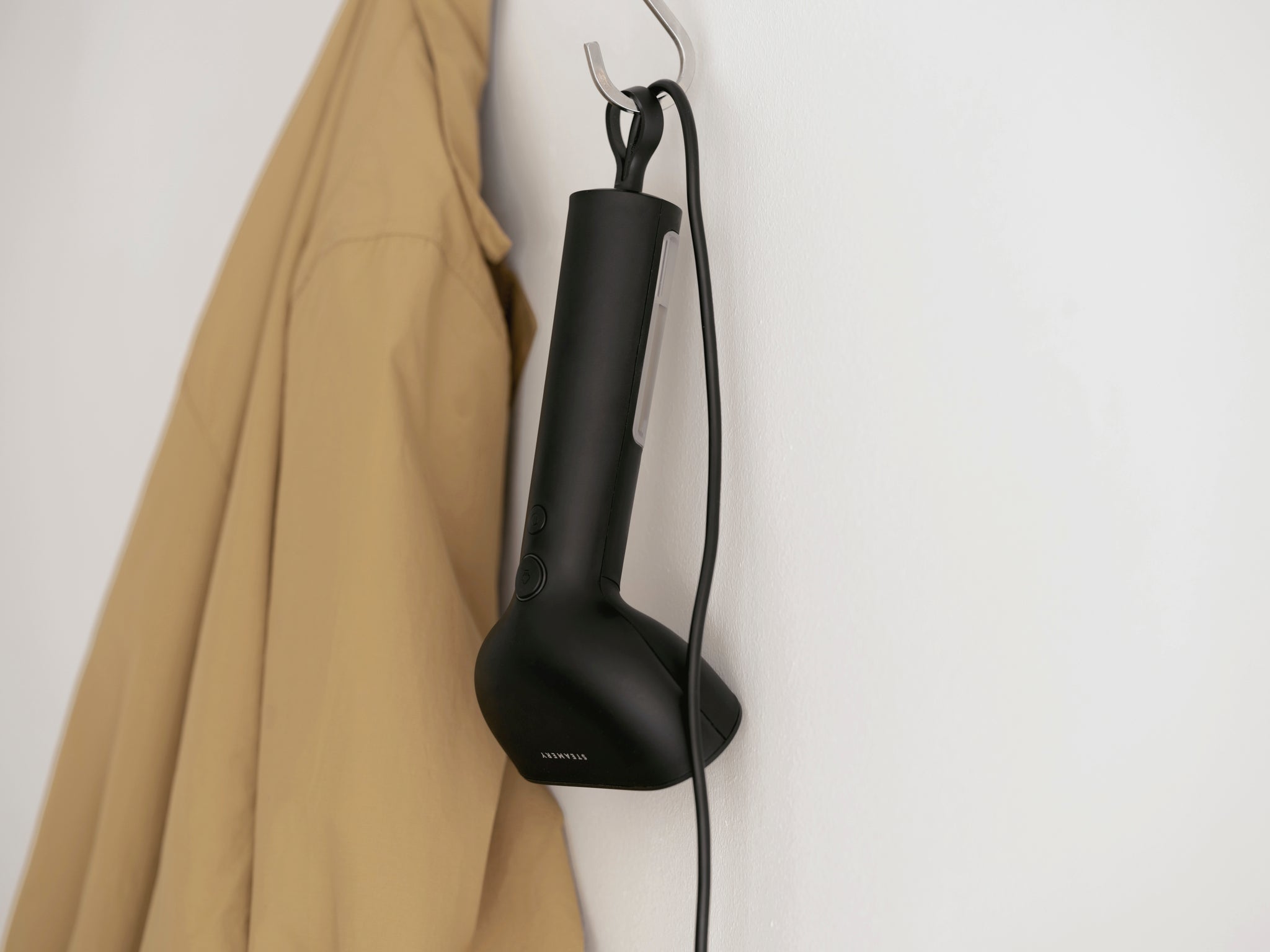 Cirrus X Handheld Steamer - Portable Fabric Steamer for Clothes, Curtains & Upholstery - Quick Wrinkle Remover - Onyx Black - Perfect for Travel, Home & Office Use