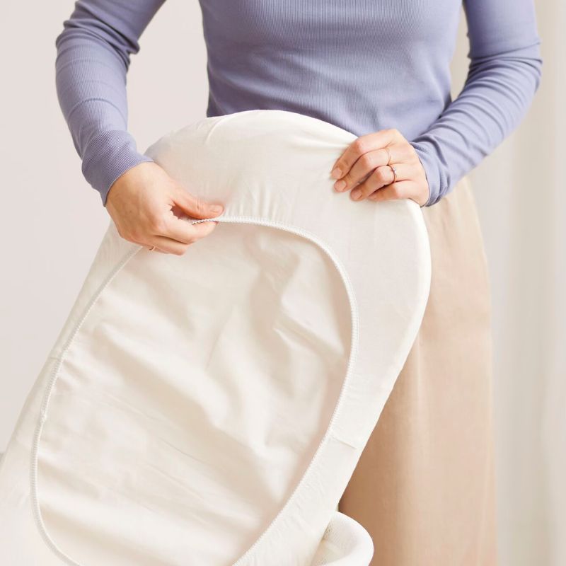 Organic Fitted Cradle Sheet - Soft, Breathable & Hypoallergenic Baby Bedding for Safe & Comfortable Sleep
