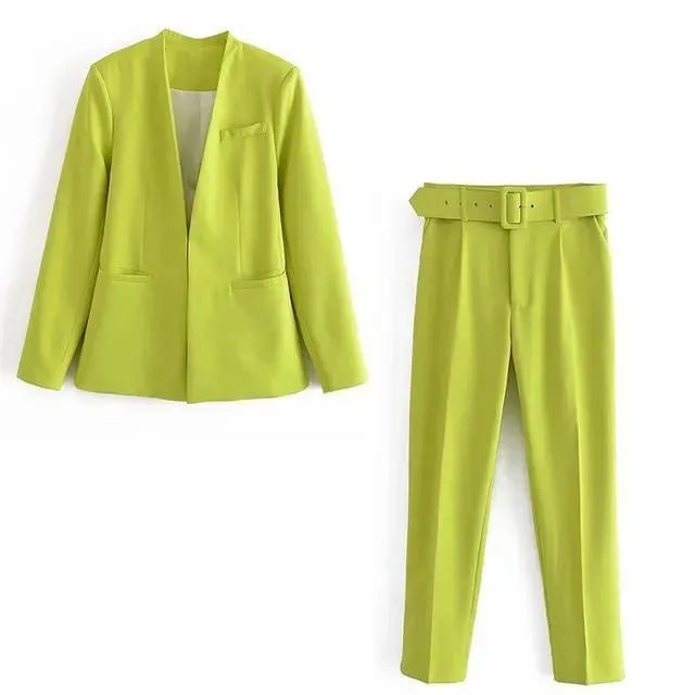 Empowering Women's Pantsuit - Professional Blazer & Pants Set for Office, Business Meetings & Career Success | Plus Size Options Available