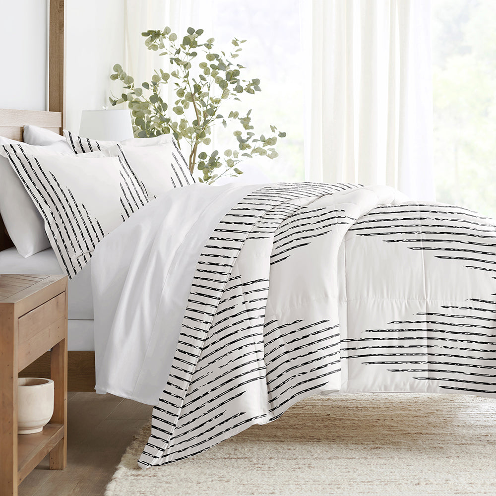 Soft & Stylish Patterned Down Alternative Comforter Set - Hypoallergenic Bedding for All Seasons | Perfect for Guest Rooms, Dorms & Cozy Bedrooms
