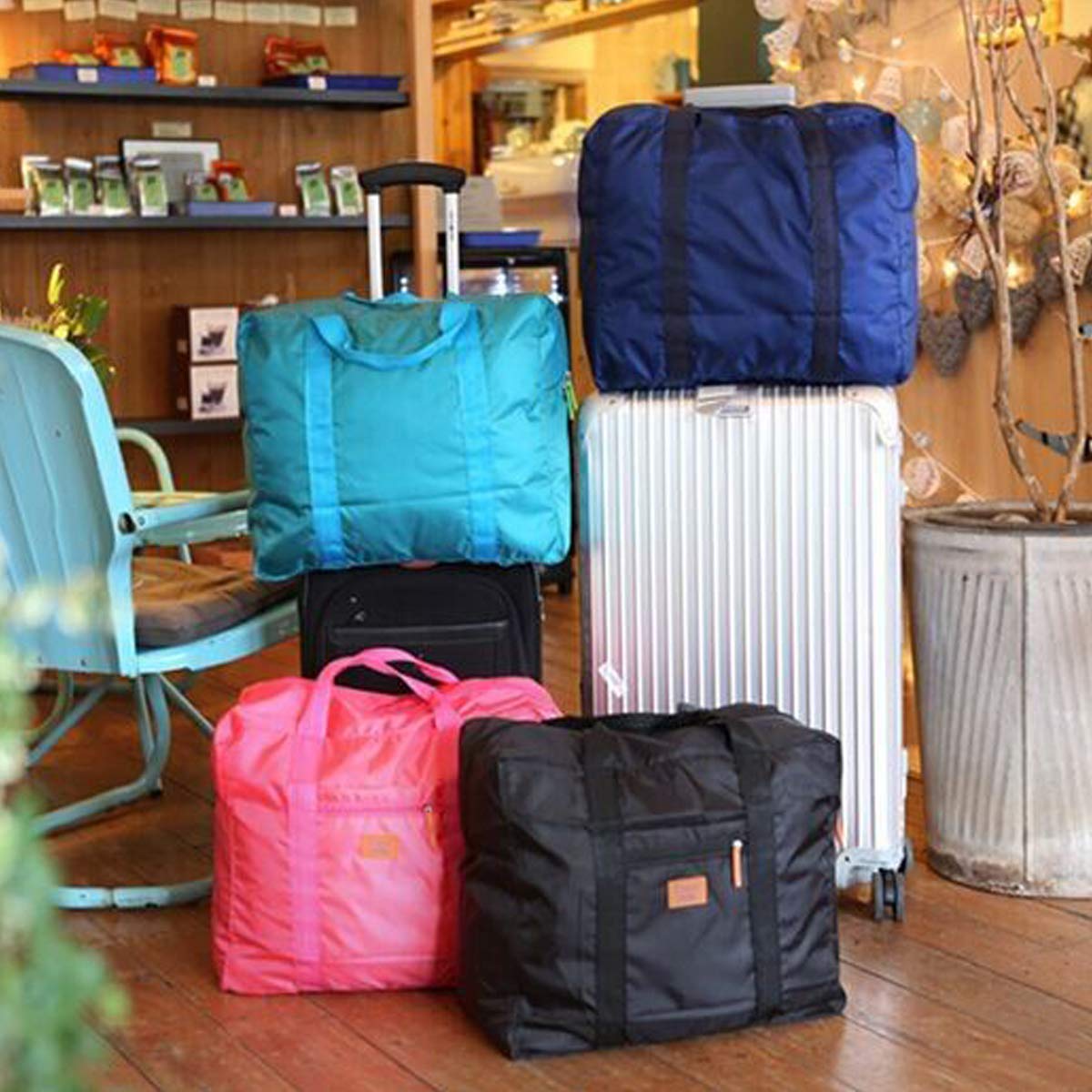 Lightweight Foldable Waterproof Travel Duffel Bag for Women & Men - Carry On Luggage, Weekender Overnight Tote Bag (Green) | Perfect for Gym, Beach Trips & Weekend Getaways