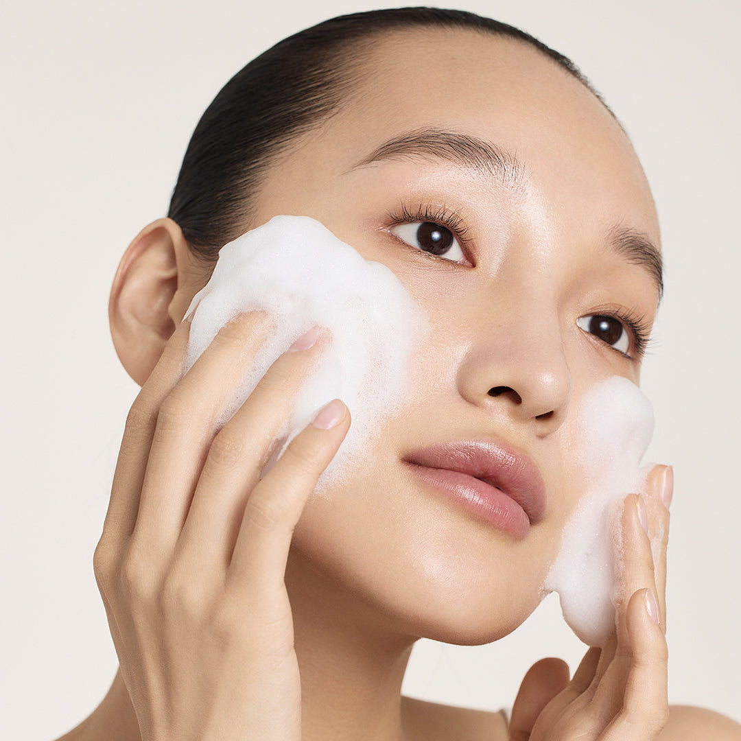 Premium Korean Ginseng Facial Soap for Glowing Skin - Anti-Aging & Brightening Face Cleanser - Perfect for Daily Skincare Routine & Spa Day at Home