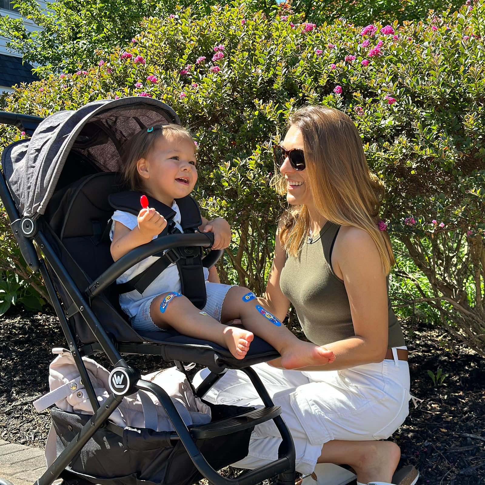 **Lightweight Compact Baby Stroller with Sleep Shade & Oversize Basket - One-Hand Foldable Travel Stroller for Airplane, Shopping, and Daily Use**