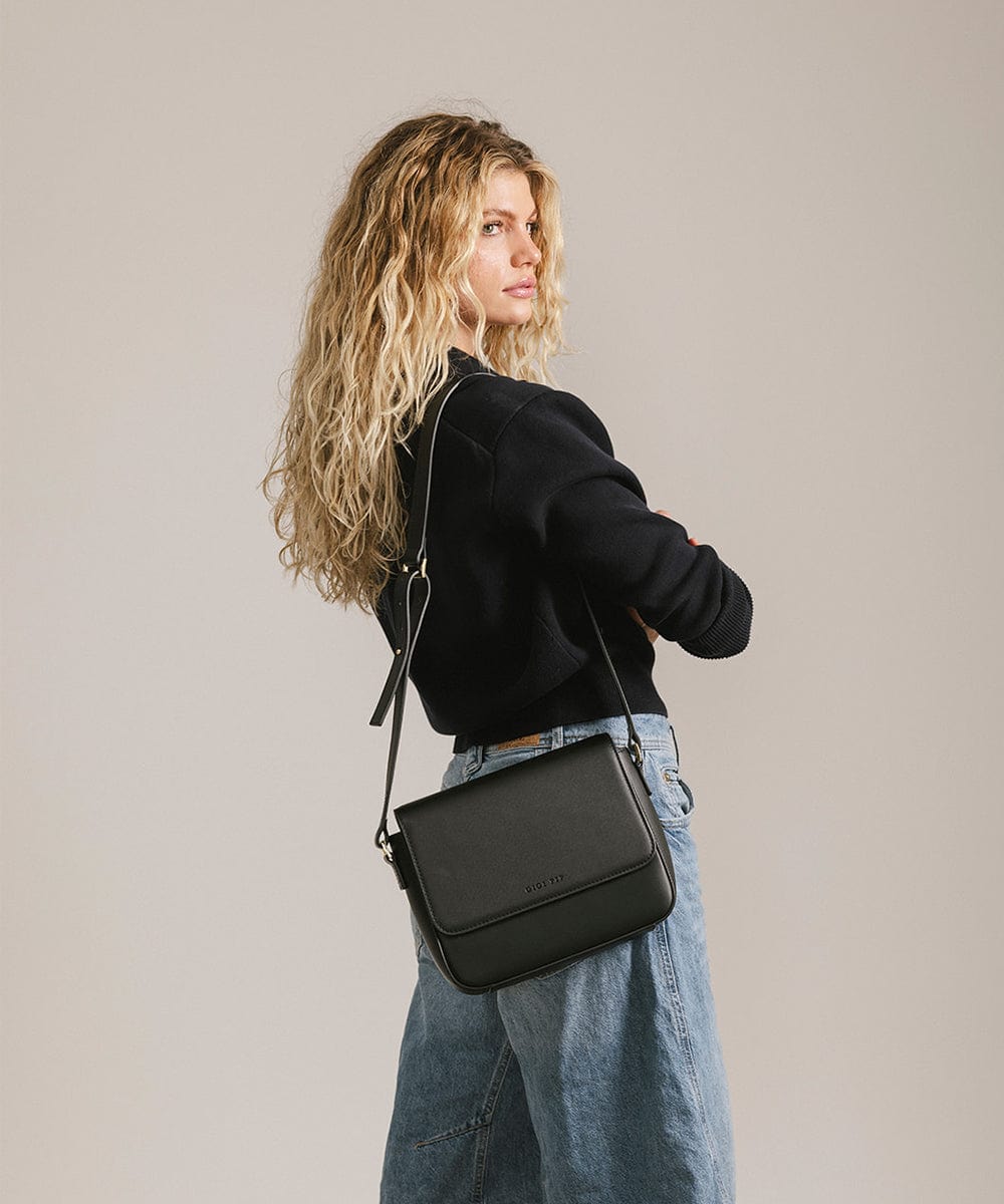 Stylish Rhys Crossbody Bag for Women - Fashionable & Durable Leather Shoulder Purse - Perfect for Daily Use, Travel, and Shopping