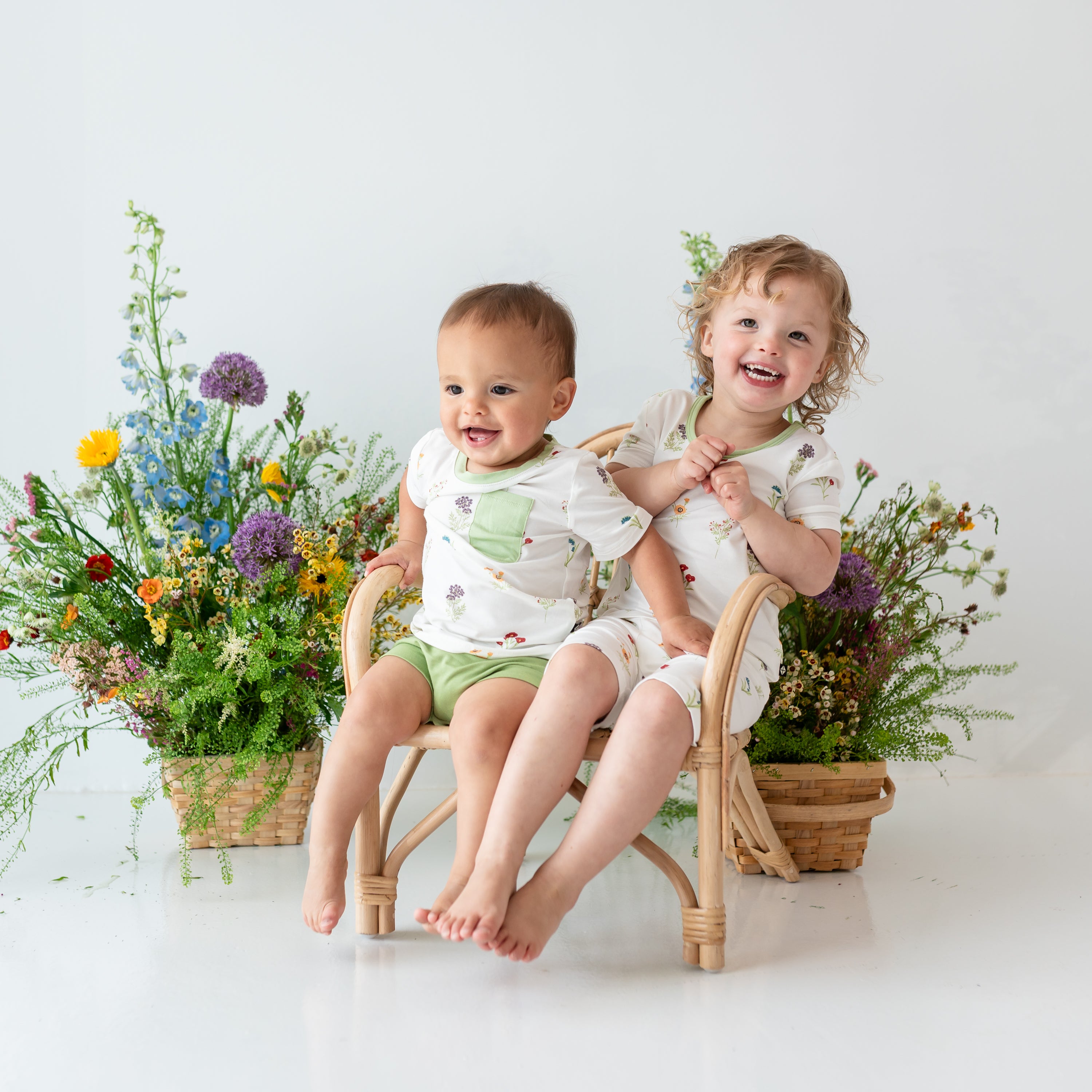 Soft Cotton Toddler Crew Neck T-Shirt with Wildflower Print - Comfortable Kids Tee for Playdates & Preschool Activities