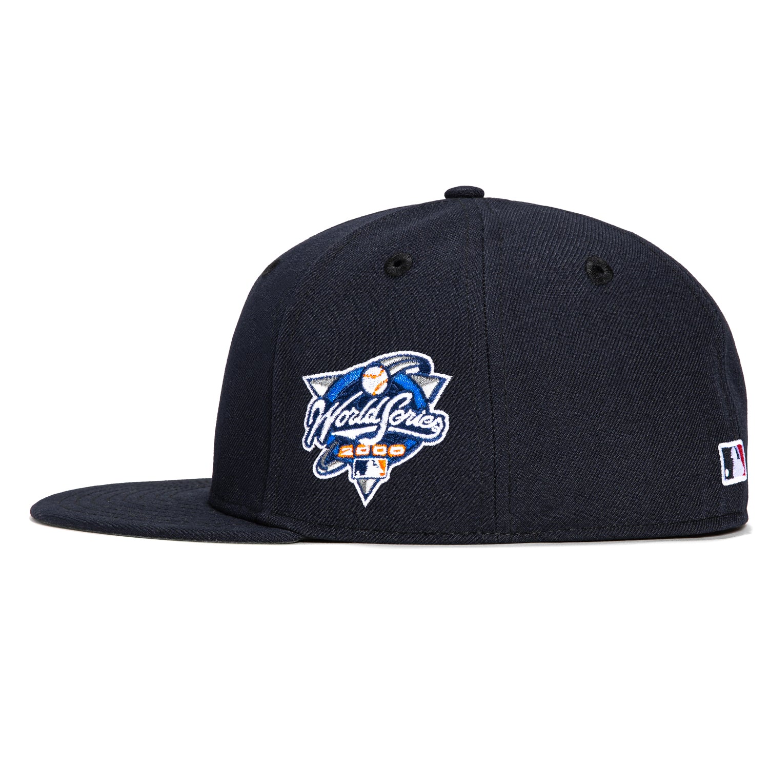 New Era 59Fifty New York Yankees 2000 World Series Patch Game Hat - Navy & White Baseball Cap for Men & Women - Perfect for MLB Games, Sports Events & Casual Wear