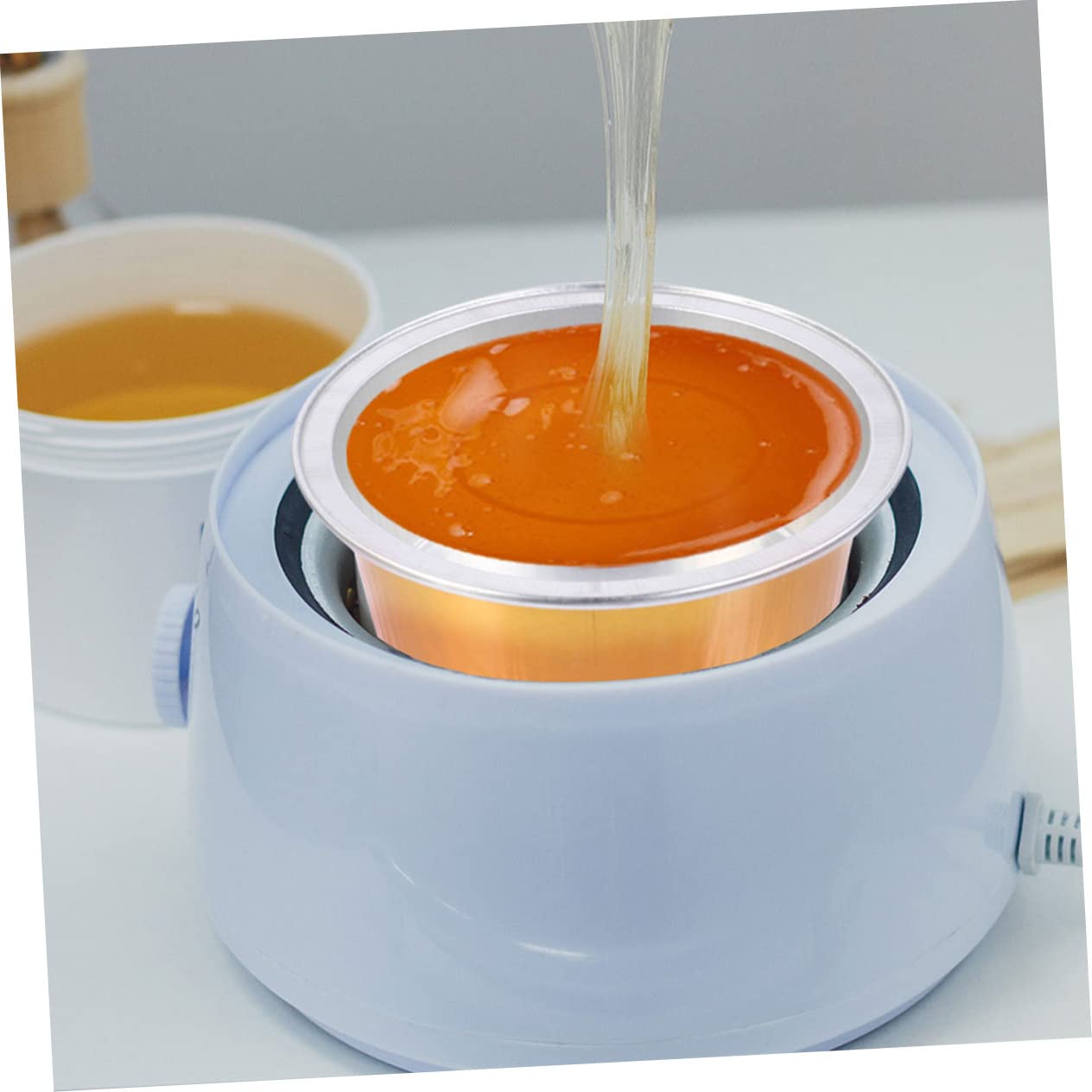 iPetboom 100 Pcs Golden Aluminum Foil Wax Melting Bowls - Mini Wax Warmer Containers for Hair Removal, Hard Wax Beads & Fragrance Wax | Perfect for Salon, Spa & At-Home Waxing Kits (BPA-Free, Durable)