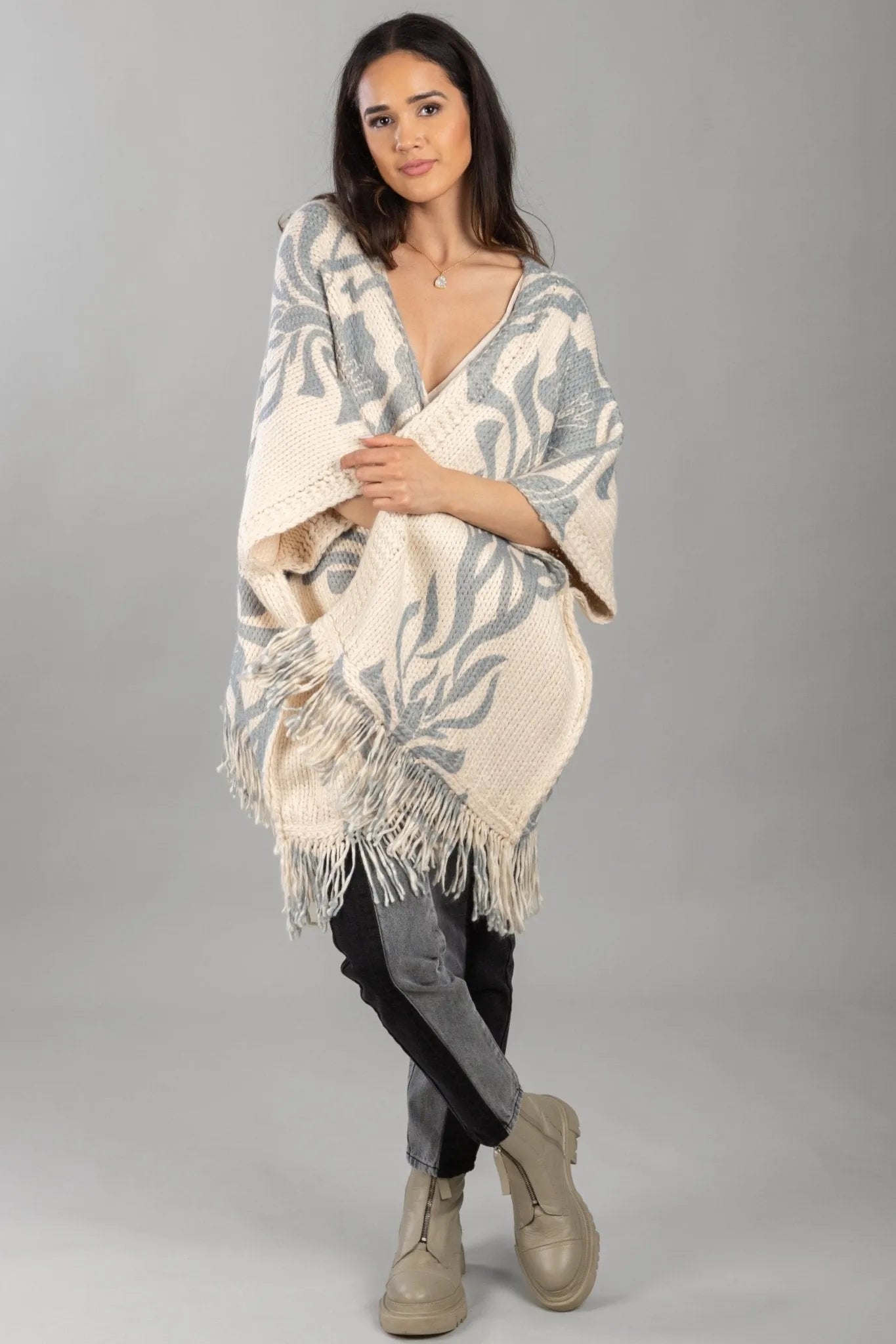 Stylish Knit Tassel Kimono Cardigan - Lightweight Boho Cover Up for Women - Perfect for Beach, Vacation & Summer Outfits