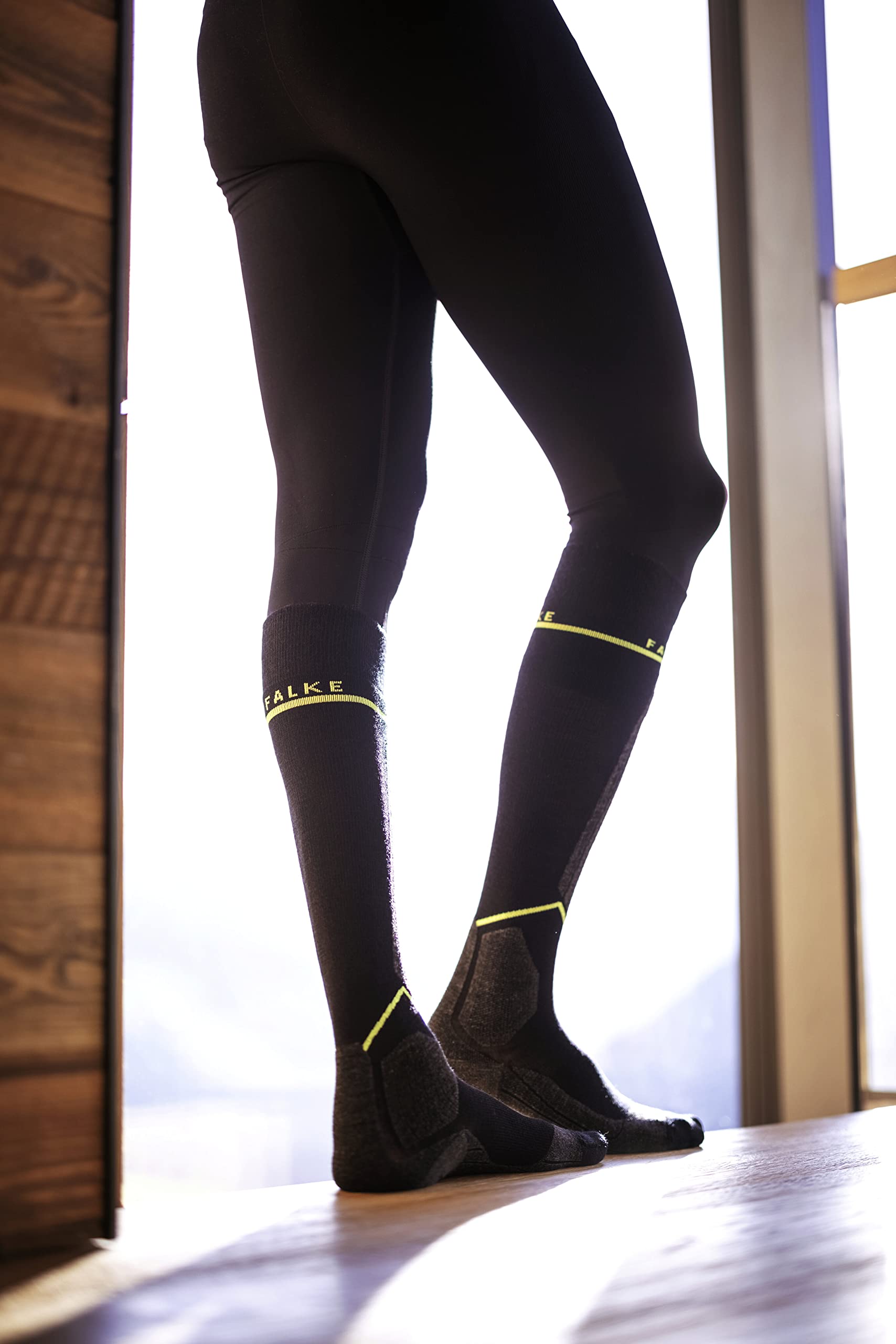 FALKE Men's SK Energizing Merino Wool Compression Ski Socks - 1 Pair for Warmth & Performance - Perfect for Skiing, Snowboarding & Winter Sports