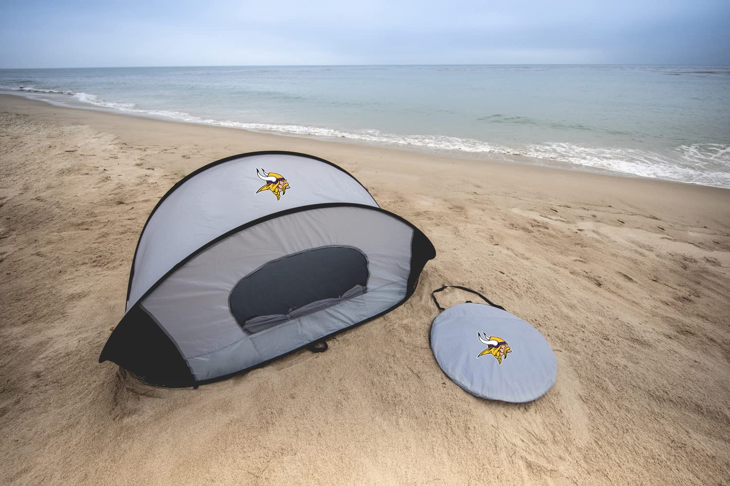 PICNIC TIME NFL Manta Portable Beach Tent - Instant Pop Up Sun Shelter for Outdoor, Camping, Sports Events & Beach Day - Waterproof UV Protection Shade Canopy