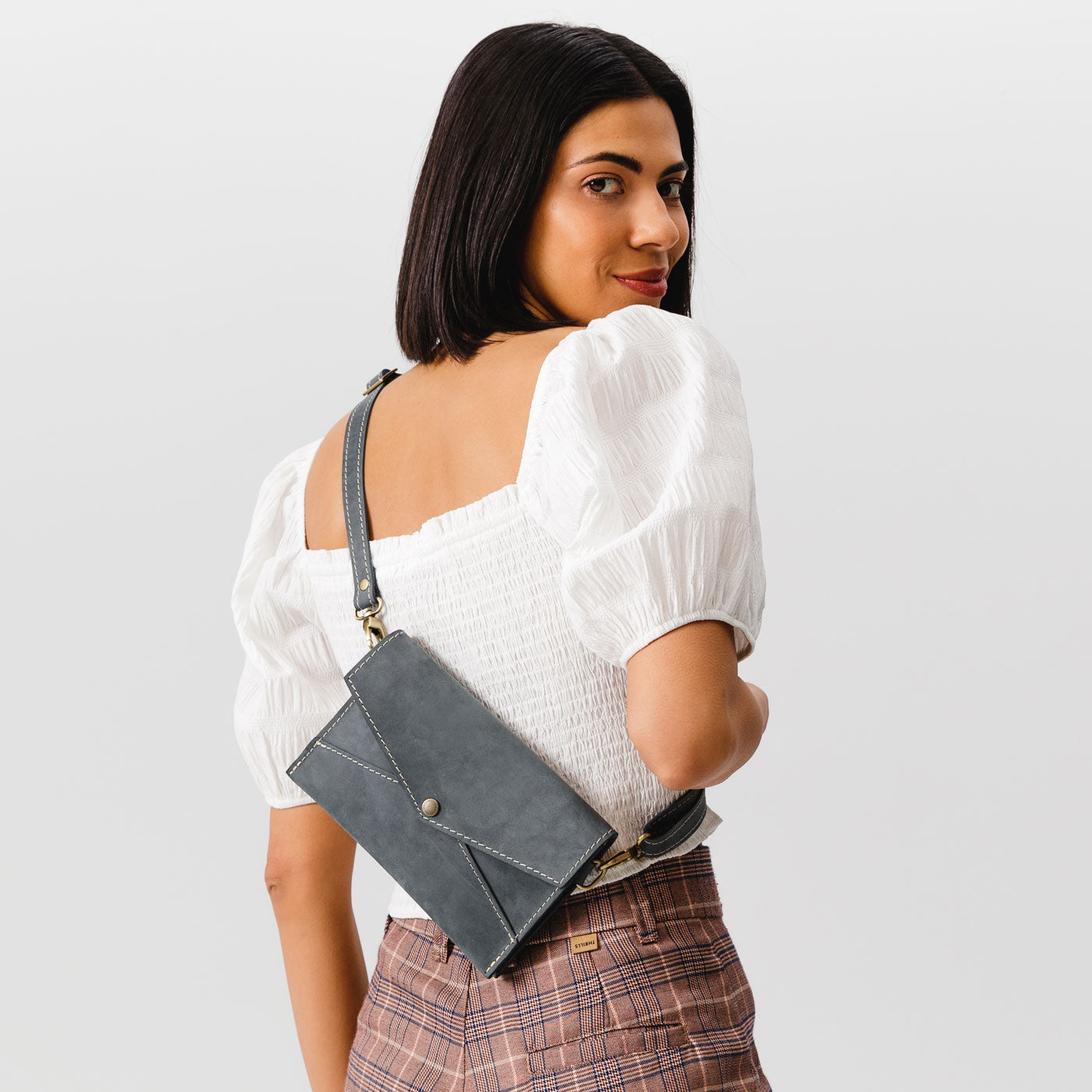 Convertible Crossbody Bag for Women - Stylish Envelope Shoulder Purse with Adjustable Strap - Perfect for Work, Travel & Everyday Use