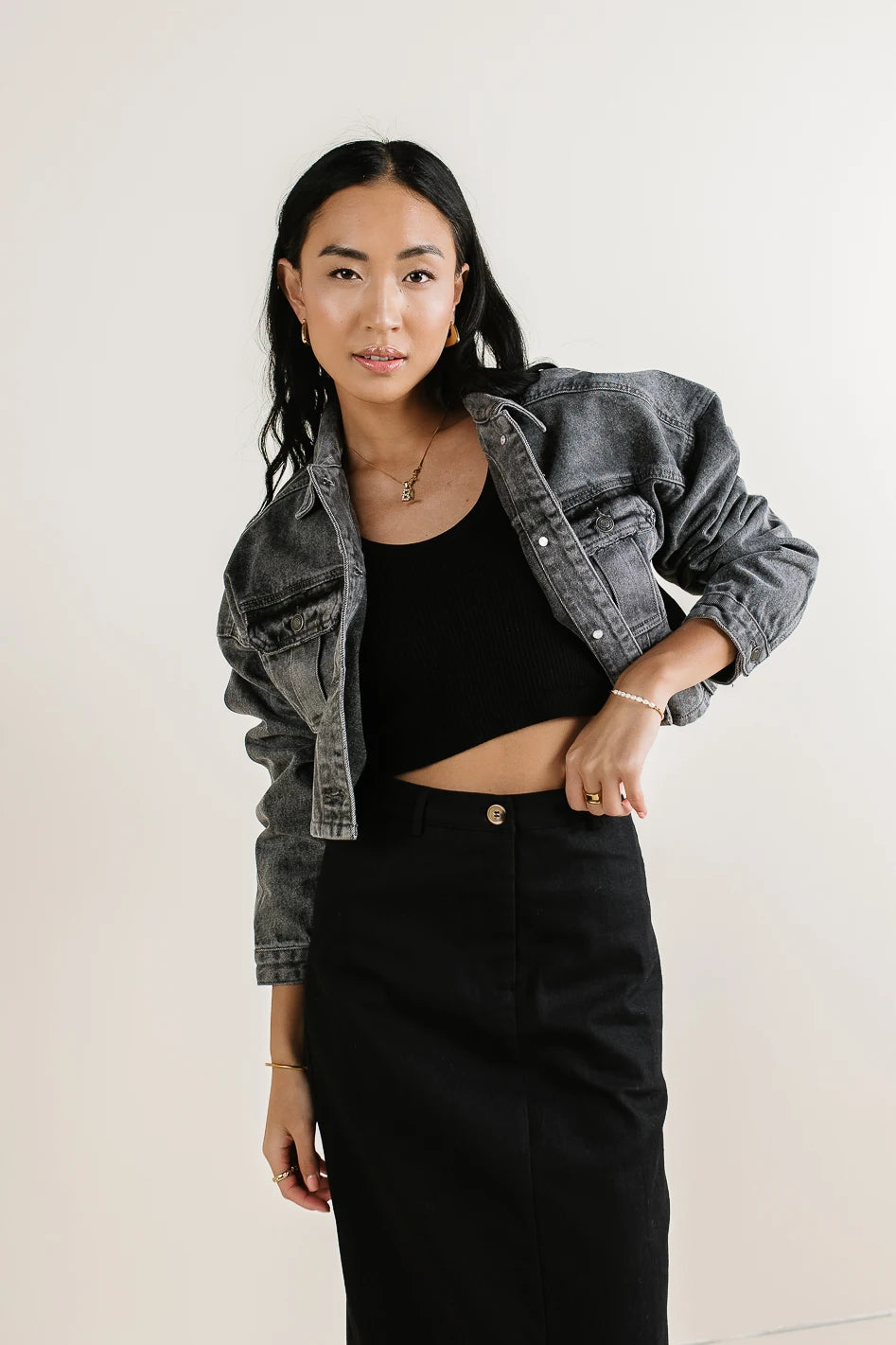 Hayes Cropped Denim Jacket for Women - Vintage Washed Denim Jacket with Button Front & Chest Pockets | Perfect for Spring Layering, Casual Outfits & Street Style Fashion