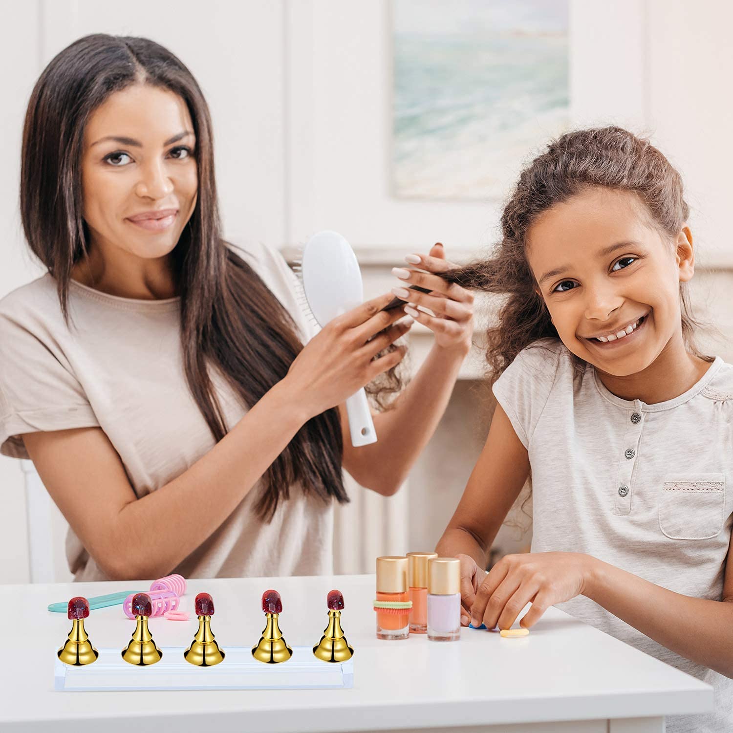 **AISHU Magnetic Acrylic Nail Display Stand - Nail Tip Holder for Manicure Practice, DIY Nail Art & False Nail Application - Perfect for Salons, Home Use & Nail Art Training**
