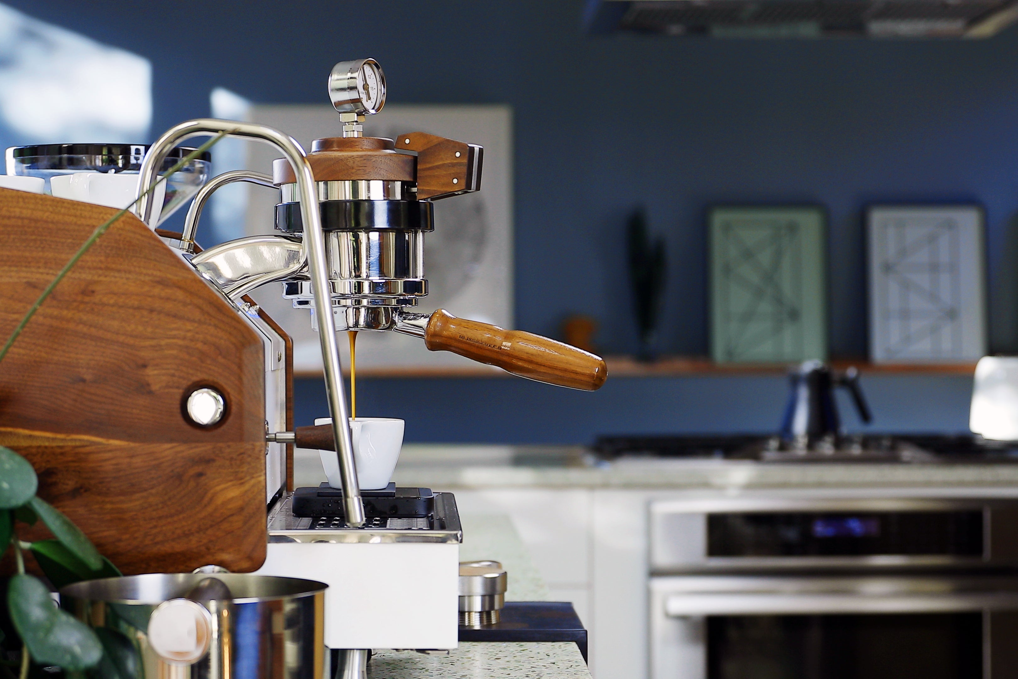 La Marzocco GS3 Espresso Machine - Manual Paddle Version for Professional Baristas | Perfect for Home Cafes & Coffee Shops | Premium Italian Espresso Maker