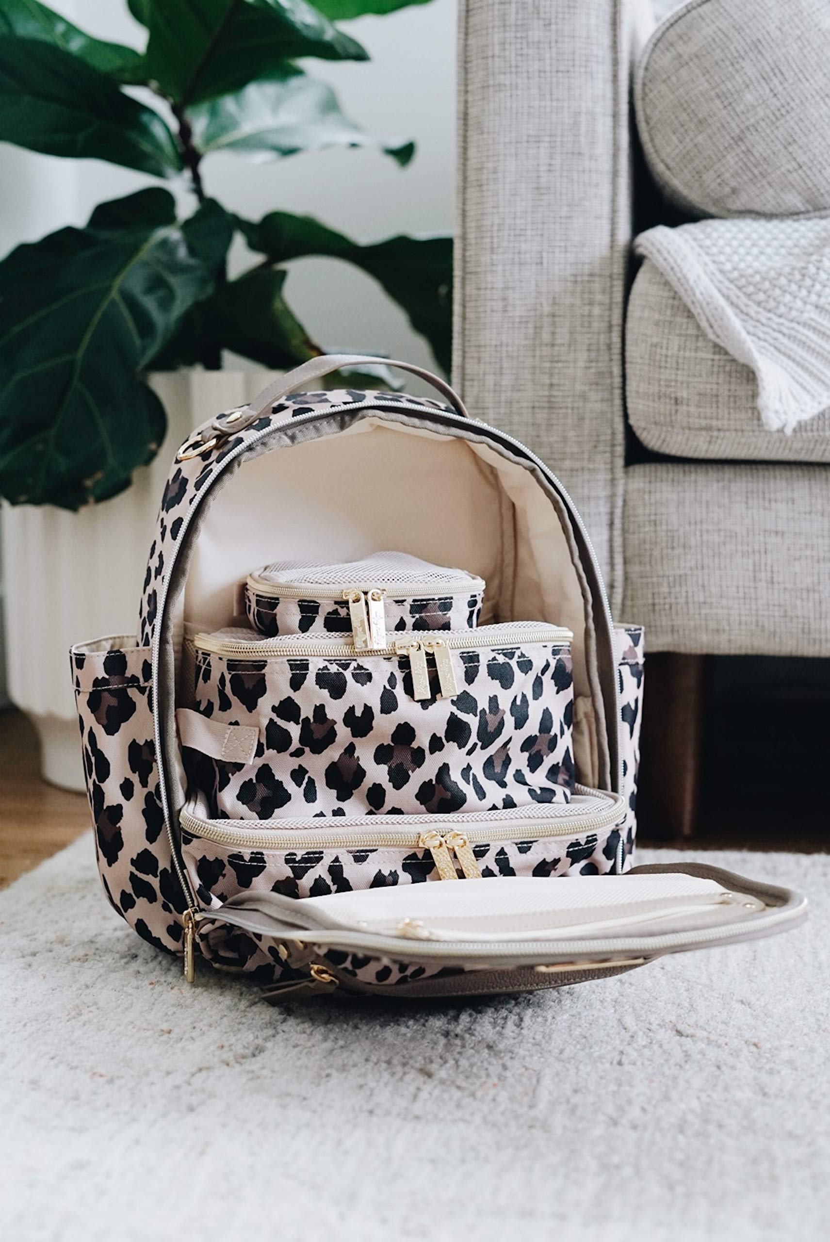 Itzy Ritzy 3-Piece Packing Cubes Set for Travel – Mesh Top, Double Zippers & Fabric Handle Travel Organizers (Leopard Print) – Perfect for Suitcase Organization, Business Trips & Vacation Packing