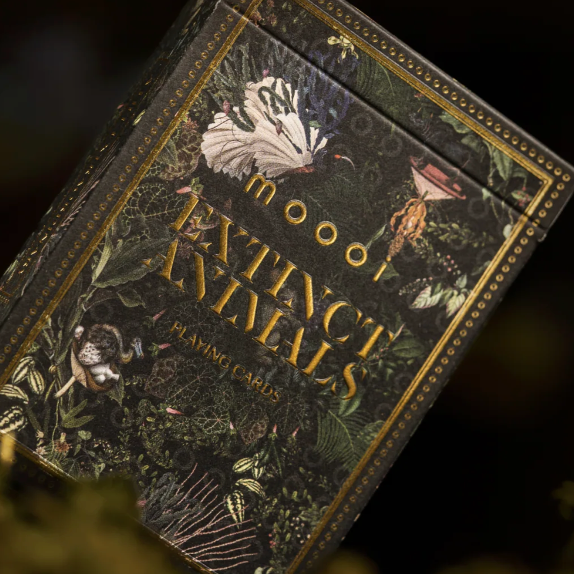 Extinct Animals Moooi Playing Cards - Premium Deck for Card Games, Magic Tricks & Collectors - Perfect for Game Nights, Gifts & Educational Use