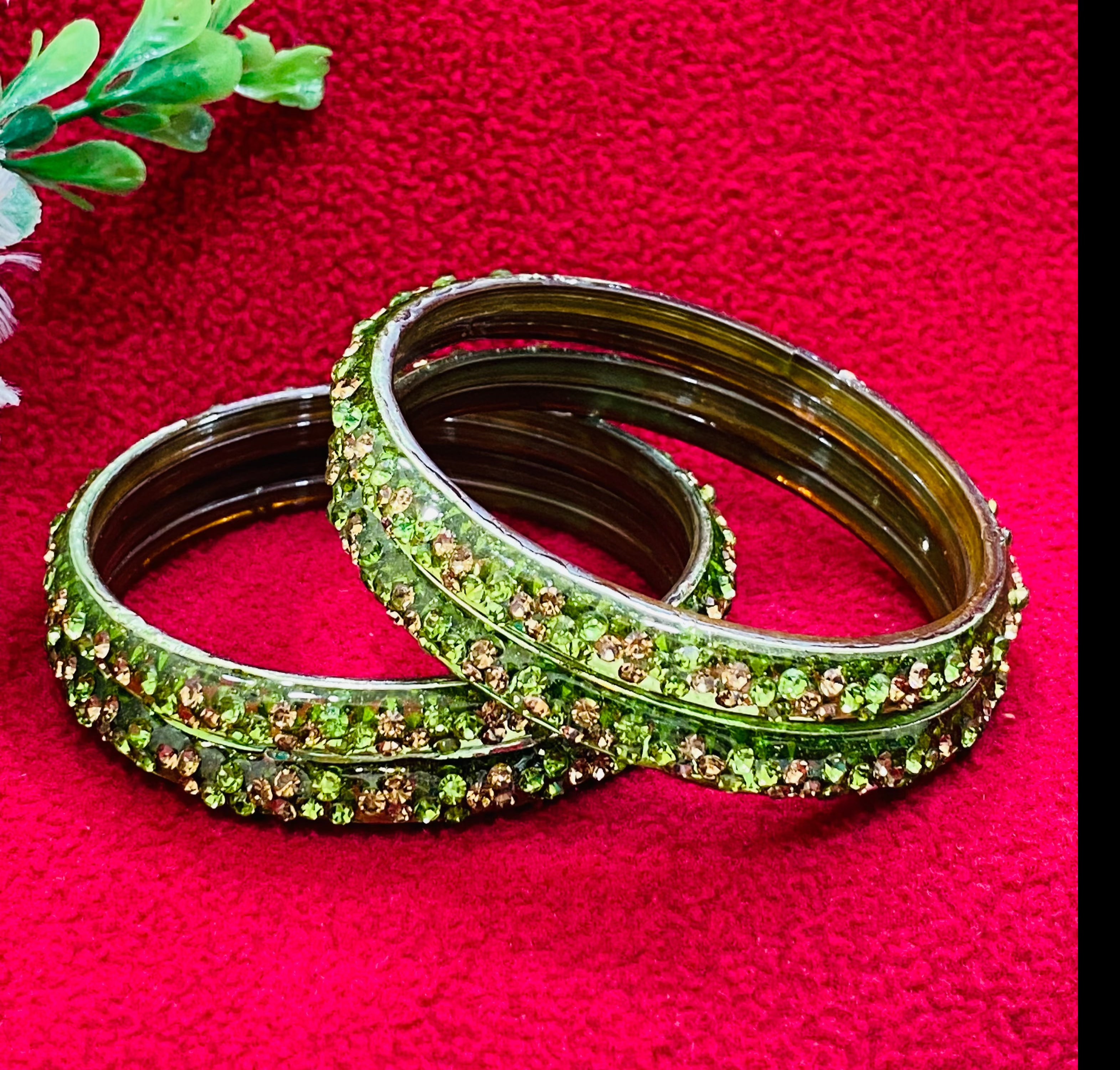 Elegant Light Green Stone-Design Glass Bangles for Women - Perfect for Parties, Weddings & Special Occasions