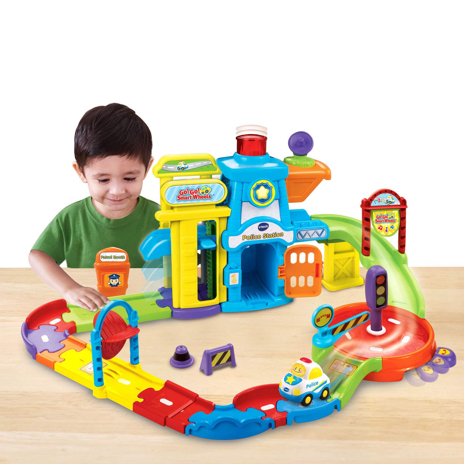 VTech Go! Go! Smart Wheels Police Station Playset - Interactive Learning Toy for Toddlers & Kids Ages 1-5 Years | Pretend Play, Early Education & STEM Development | Perfect for Home, Classroom & Birthday Gifts