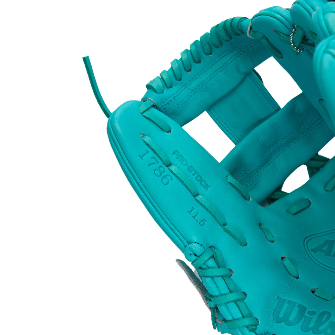 Wilson A2000 1786 Mahi 11.5 Inch Infield Baseball Glove - Premium Leather Teal & White - Perfect for Infield Practice, Games & Training