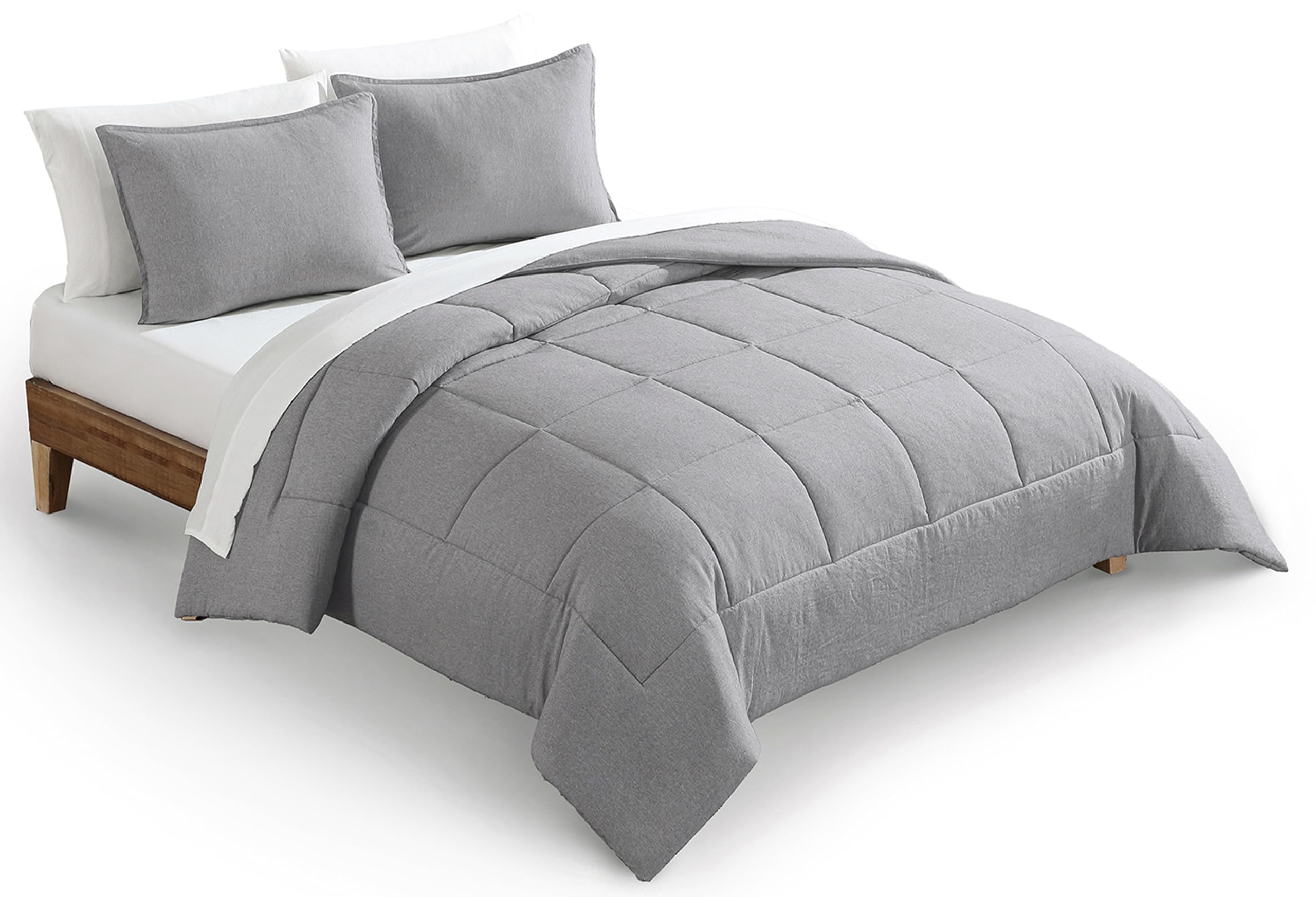 UGG Leonora Comforter Set - Full/Queen Size Light Grey Down Alternative Blanket | Reversible, Hypoallergenic & Machine Washable | All-Season Cozy Bedding with 2 Pillow Shams | Perfect for Master Bedroom, Guest Room & Dorm Comfort