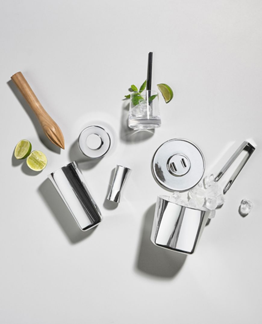 Premium ZONE DENMARK Stainless Steel Cocktail Shaker - Professional Bar Mixing Tool for Home & Cocktail Parties - Perfect for Mojitos, Margaritas & Martinis