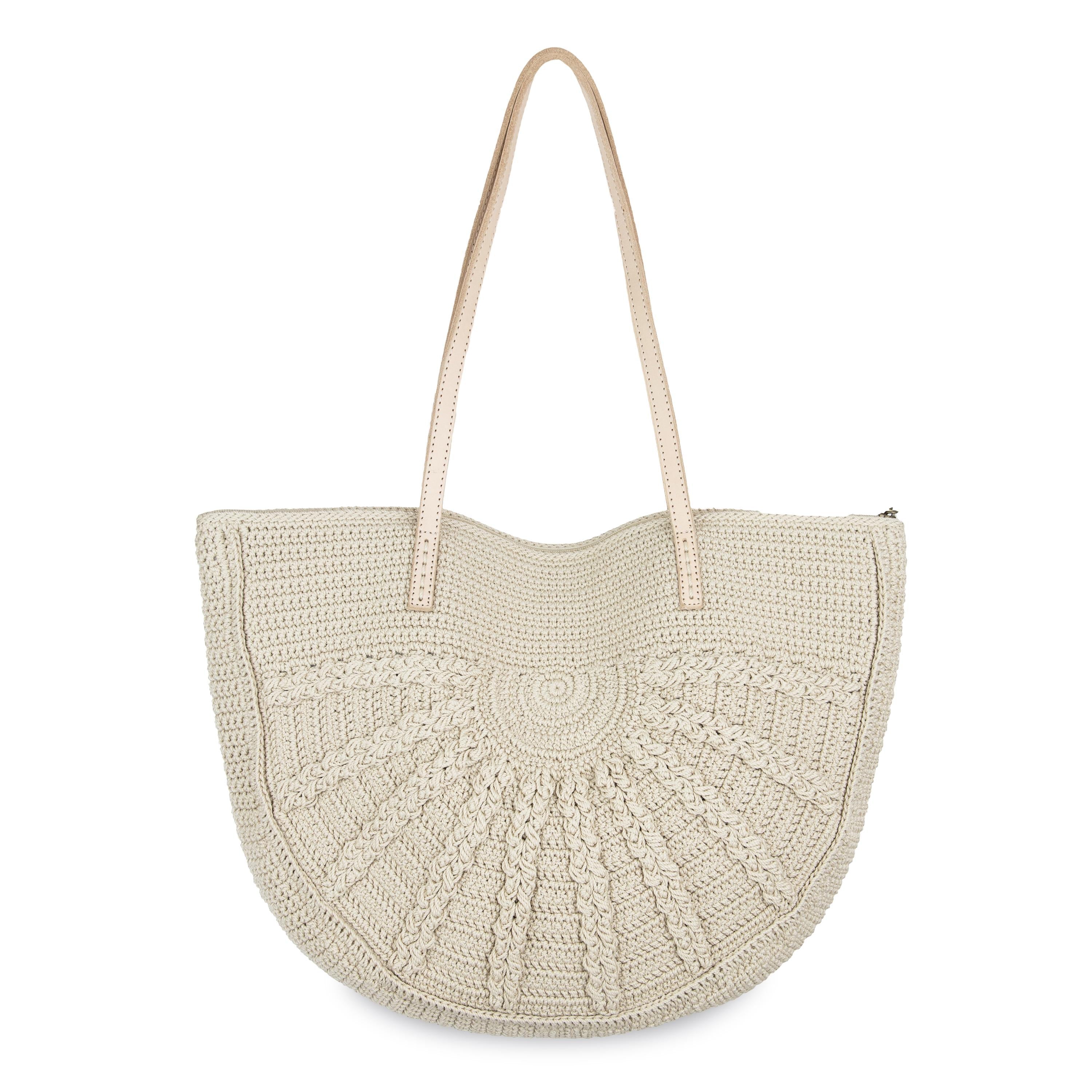 Faye Tote Bag and Penelope Sandal Gift Set for Women - Perfect Birthday, Anniversary & Mother's Day Present - Stylish Handbag & Comfortable Sandals Combo for Summer Outings & Beach Vacations