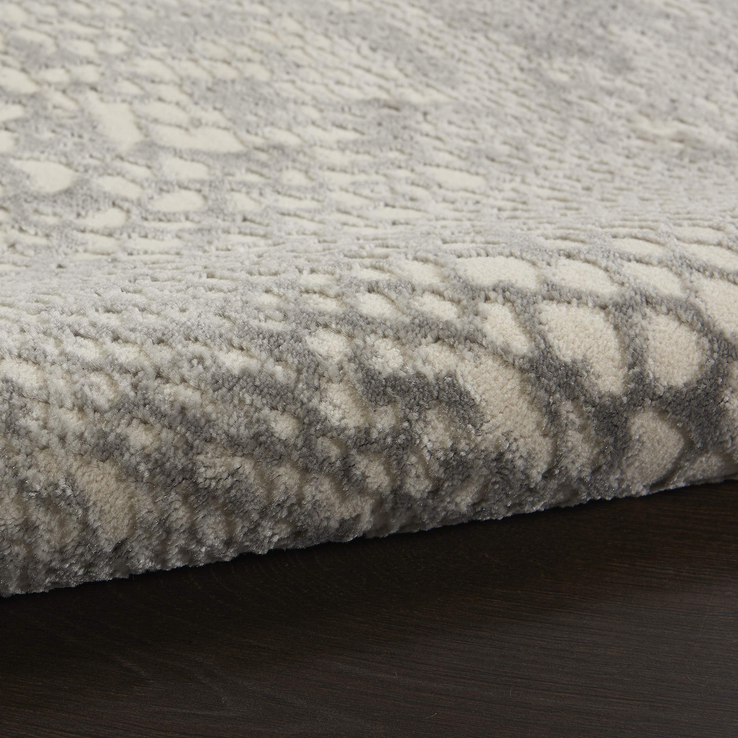 Nourison Solace Modern Animal Print Ivory/Grey 2'3
