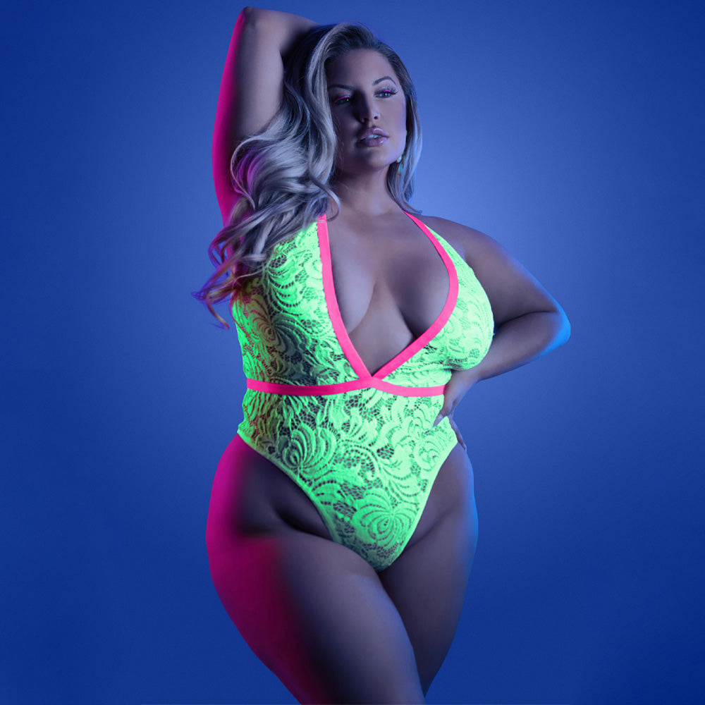 Fantasy Lingerie Glow Spotlight Plunging Floral Lace Teddy for Curvy Women - Sexy Lingerie Set for Date Night & Boudoir Photography
