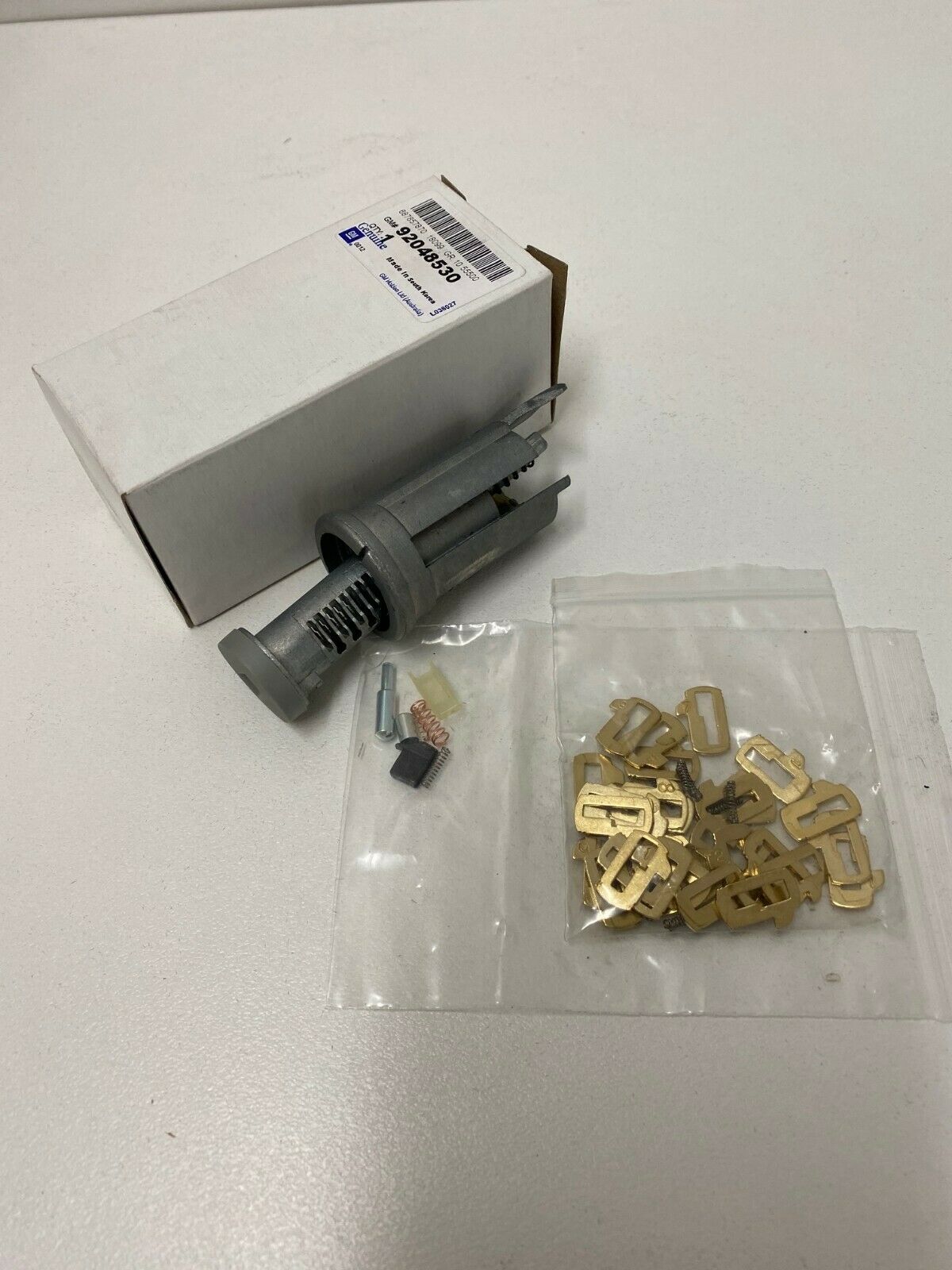 Genuine Holden Commodore Statesman VR VS 1993-2001 Ignition Barrel Kit - Replacement Car Lock Cylinder for Easy Installation & Enhanced Security | Perfect for DIY Auto Repair & Vehicle Maintenance