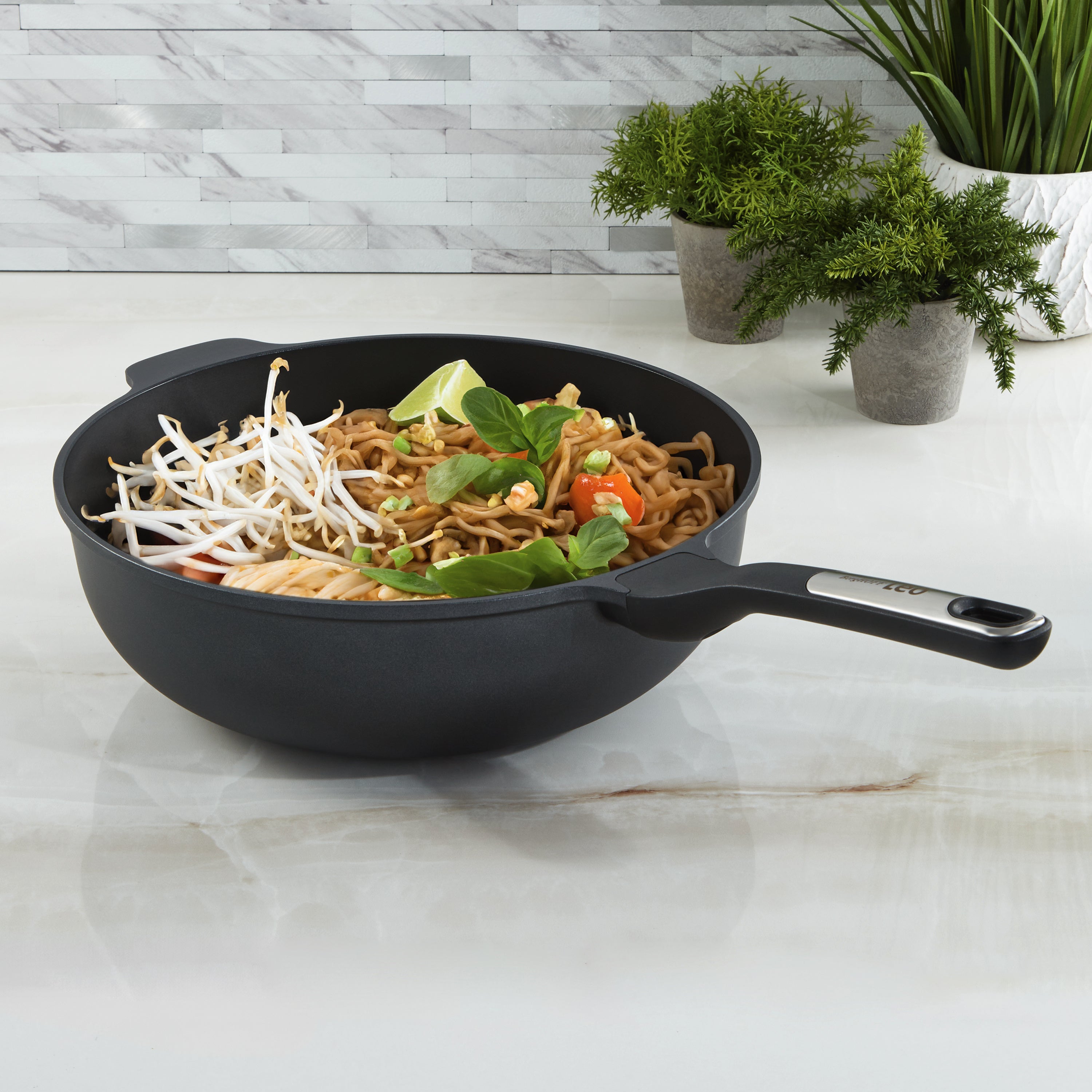 BergHOFF Leo Phantom 2-Piece Nonstick Ceramic Stir Fry Cookware Set - Eco-Friendly Recycled Material - Perfect for Healthy Cooking & Asian Stir-Fry Dishes