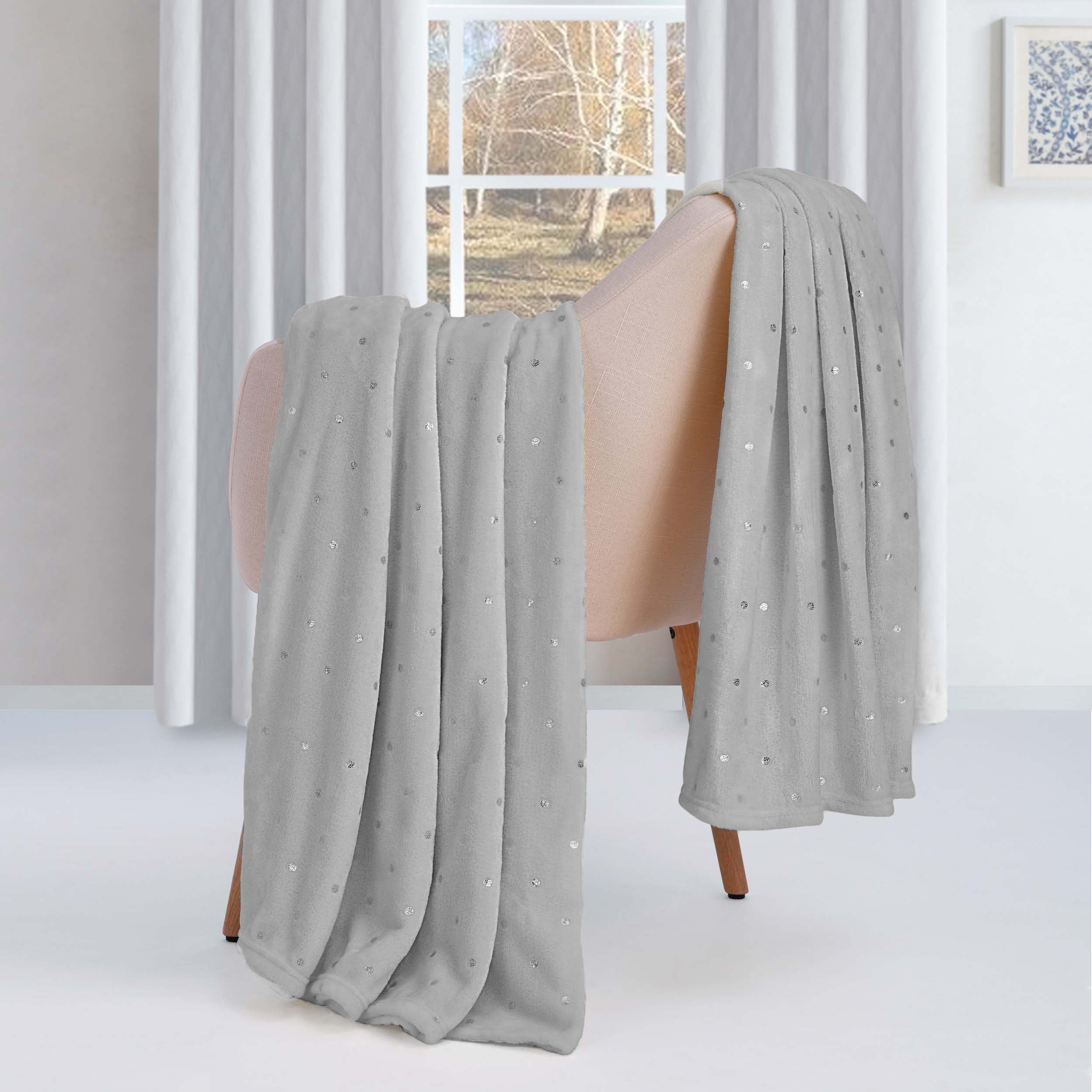 CozySoft Fleece Plush Blanket - Medium Weight, Ultra Soft & Fluffy - Perfect for Sofa, Bed, Couch & Home Decor - Warm Throw Blanket for Winter, Gifts & Cozy Nights