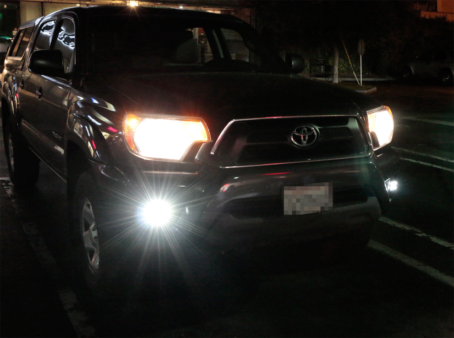 40W CREE Cubic LED Fog Lights with Mounting Bracket, Bezel & Wiring Kit - Compatible with 2012-2015 Toyota Tacoma | Off-Road, Night Driving & Foggy Weather Use