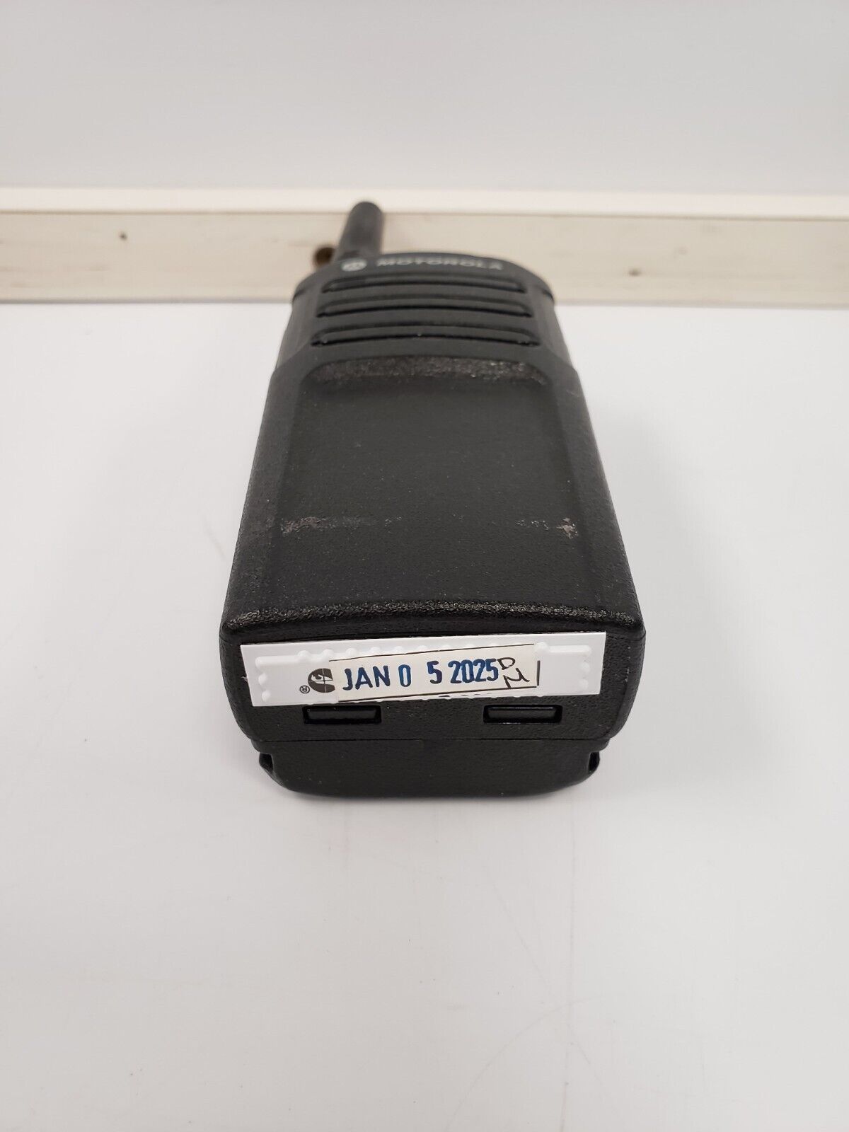 Motorola RMU2043 Two-Way Radio - Long Range Walkie Talkie for Business & Outdoor Adventures - Stay Connected Anywhere