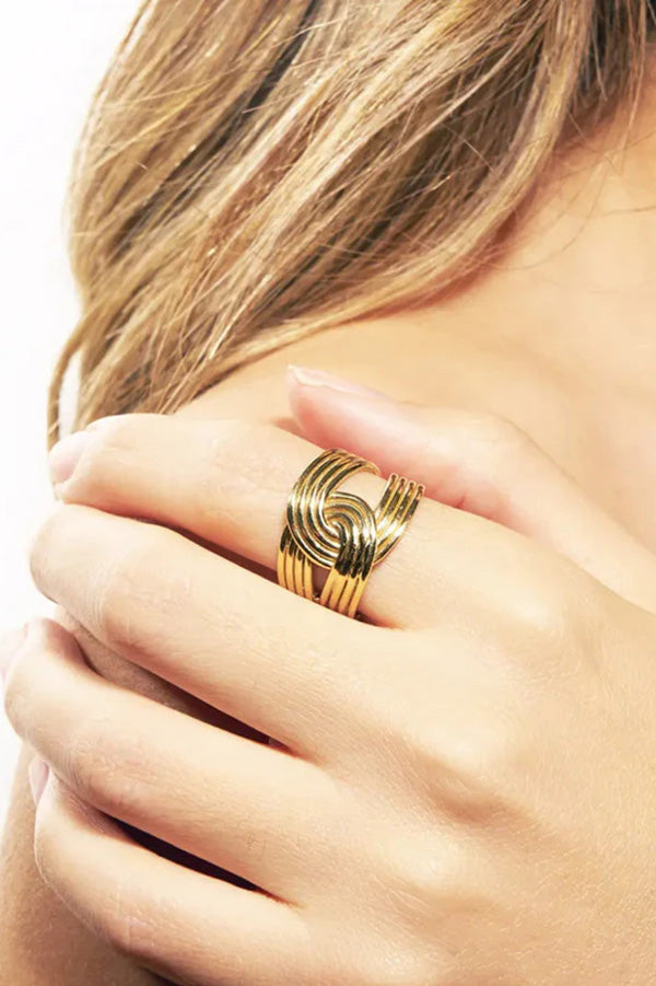 Trendy Cross Design Open Ring for Women - Elegant Gothic Jewelry Gift for Everyday Wear & Special Occasions