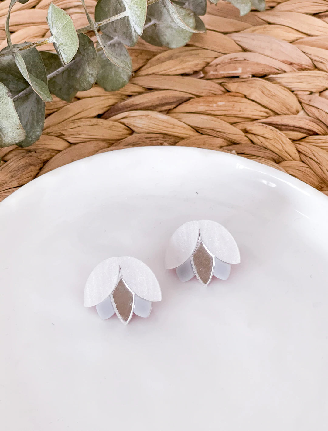 Lotus Bloom Essential Oil - 100% Pure Natural Aromatherapy Oil for Relaxation, Stress Relief & Meditation | Perfect for Diffusers, Massage & Skincare