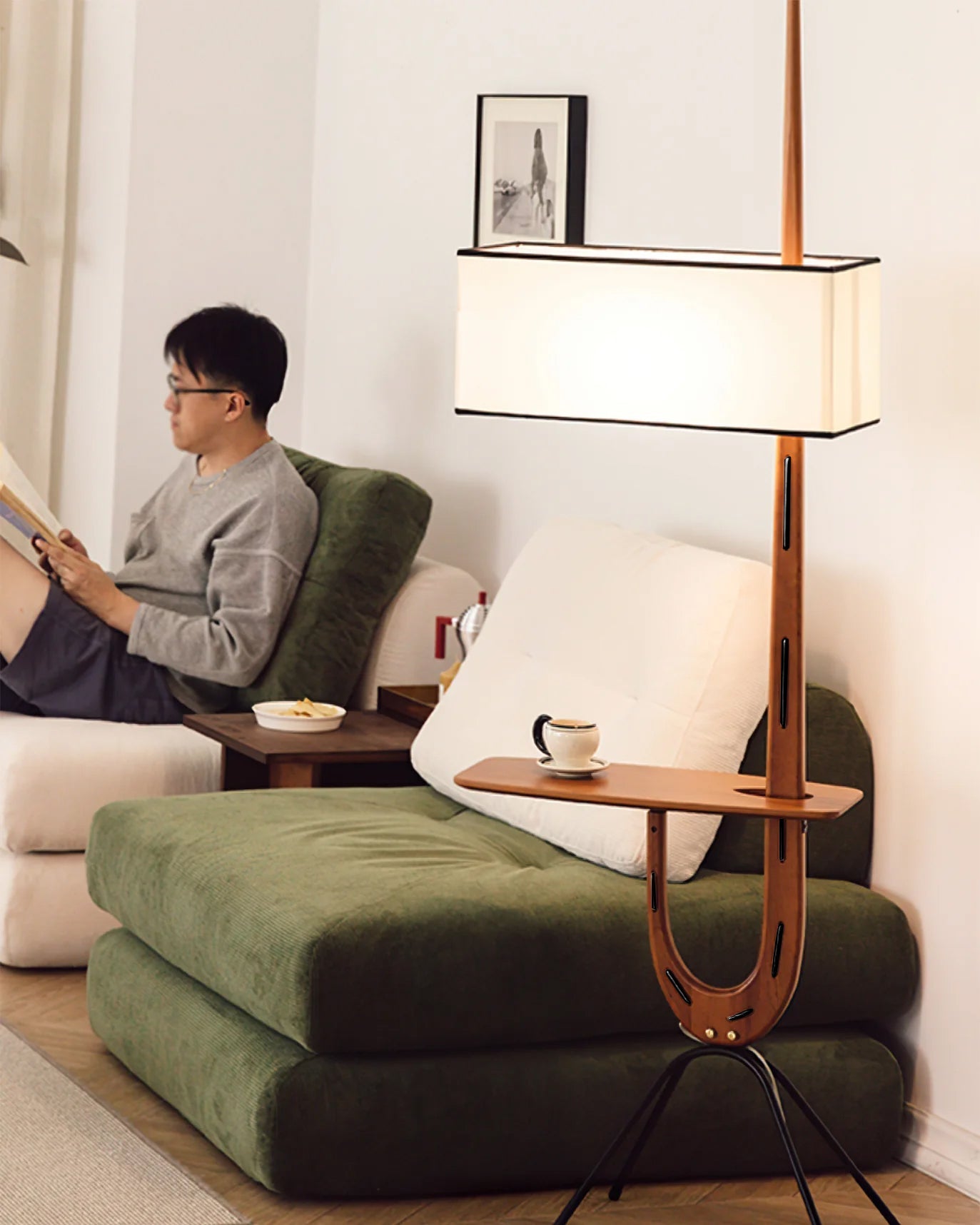 Modern Ardent Arch Floor Lamp - Adjustable LED Reading Light for Living Room, Bedroom & Office - Dimmable Standing Lamp with Remote Control for Home Decor & Task Lighting