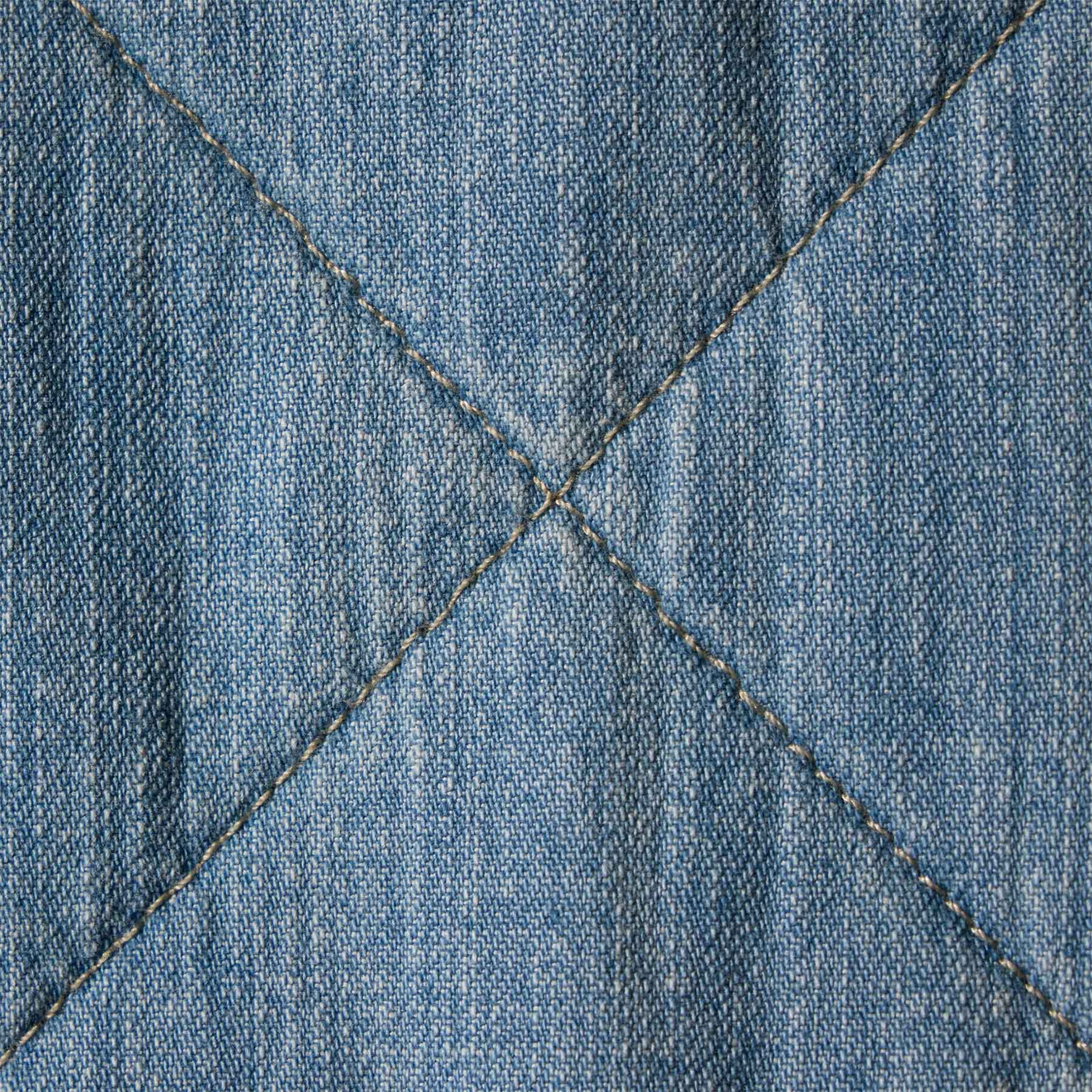 Vintage Bleach Wash Diamond Quilted Denim Jacket for Women - Distressed Denim Coat with Unique Quilting Pattern, Perfect for Casual Outfits, Streetwear Fashion & Layering in Fall/Winter